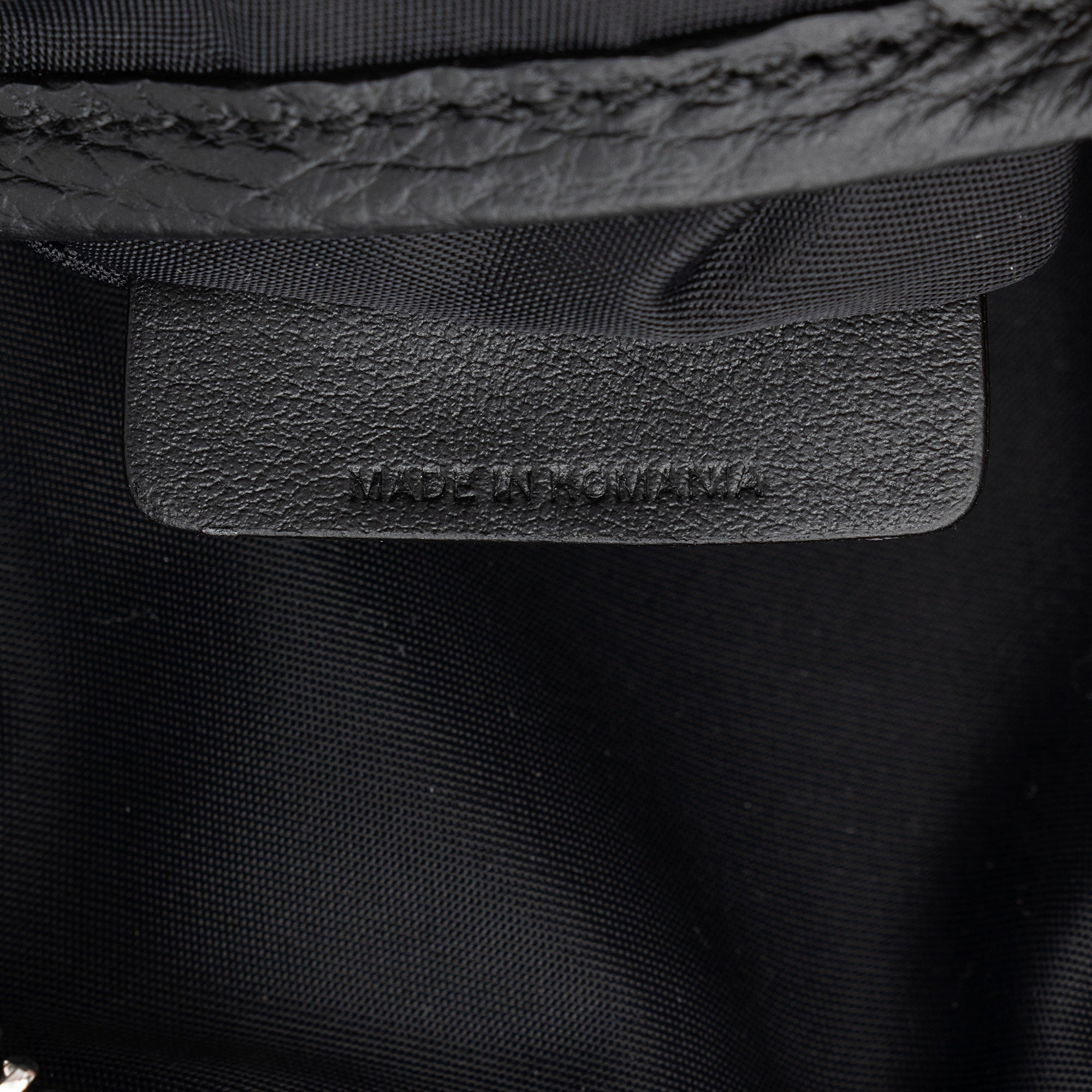 Burberry Embossed Leather Logo Thornton Crossbody Bag (SHF-lKaIAI)