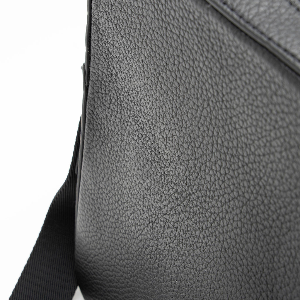 Burberry Embossed Leather Thornton Crossbody (SHF-vFPFlP)