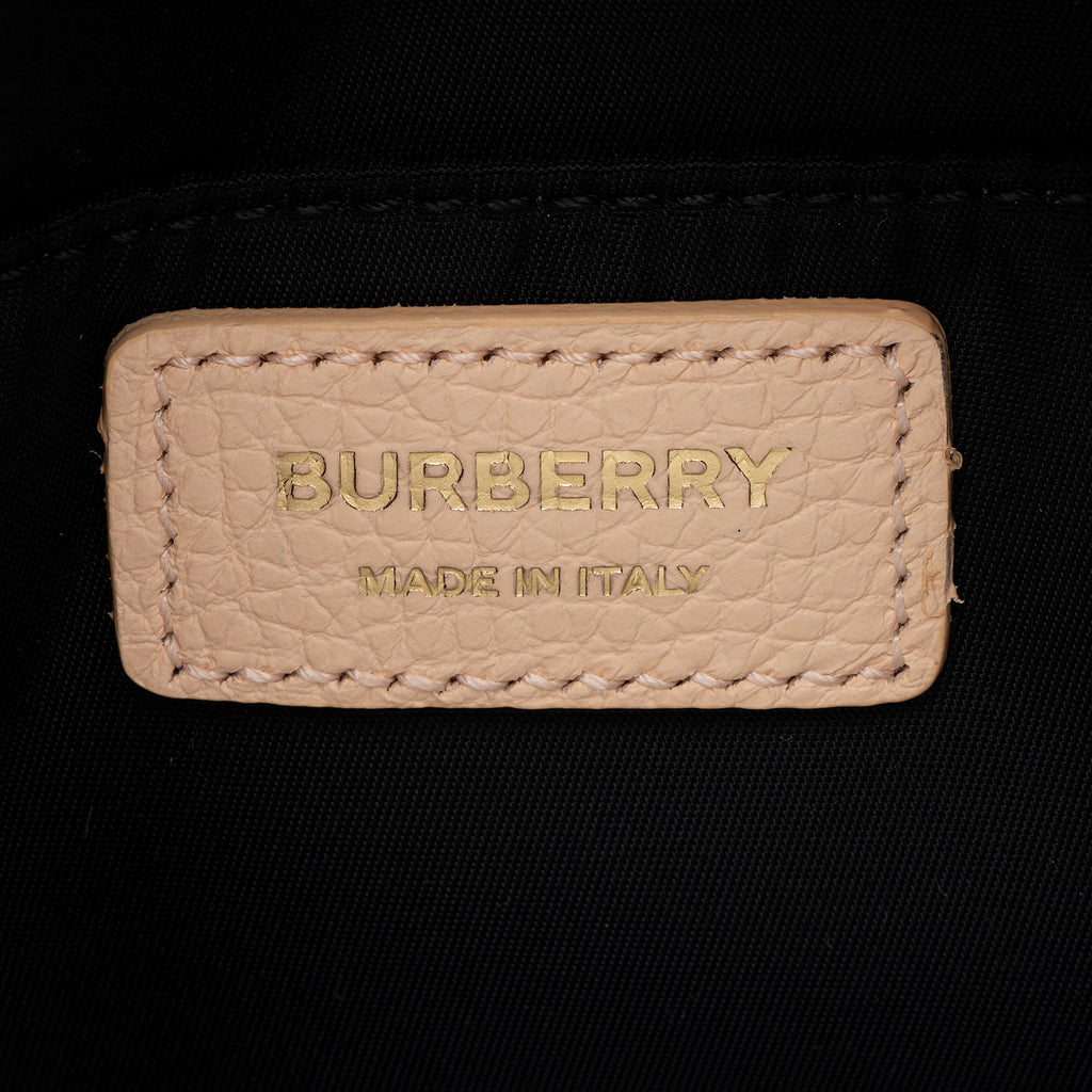 Burberry Grained Calfskin Small Camera Bag (SHF-Vj0hR8)