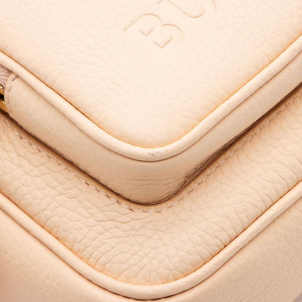 Burberry Grained Calfskin Small Camera Bag (SHF-Wmesgq)