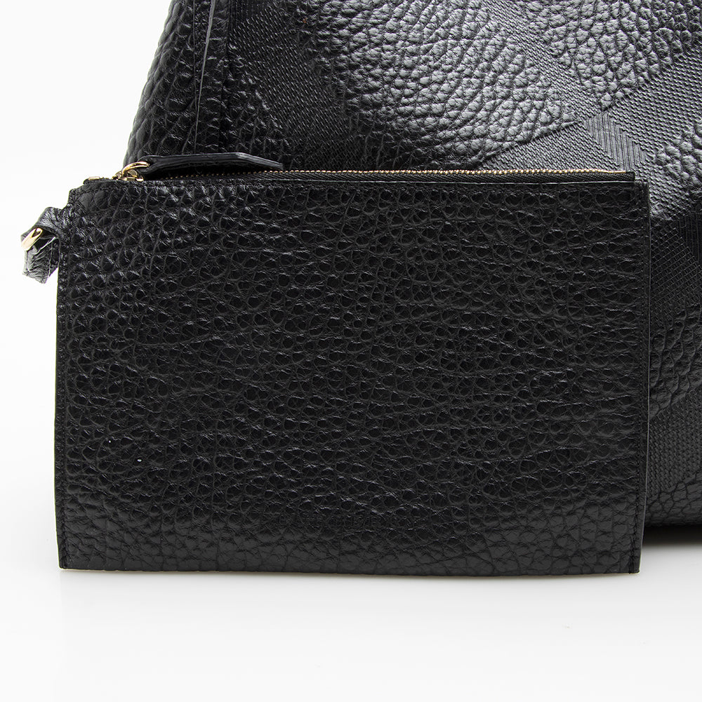 Burberry Grained Leather Tote (SHF-19247)