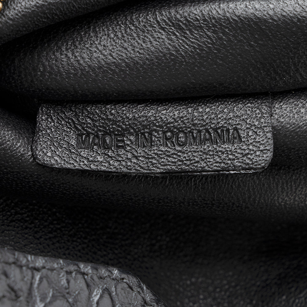 Burberry Grained Leather Tote (SHF-19247)