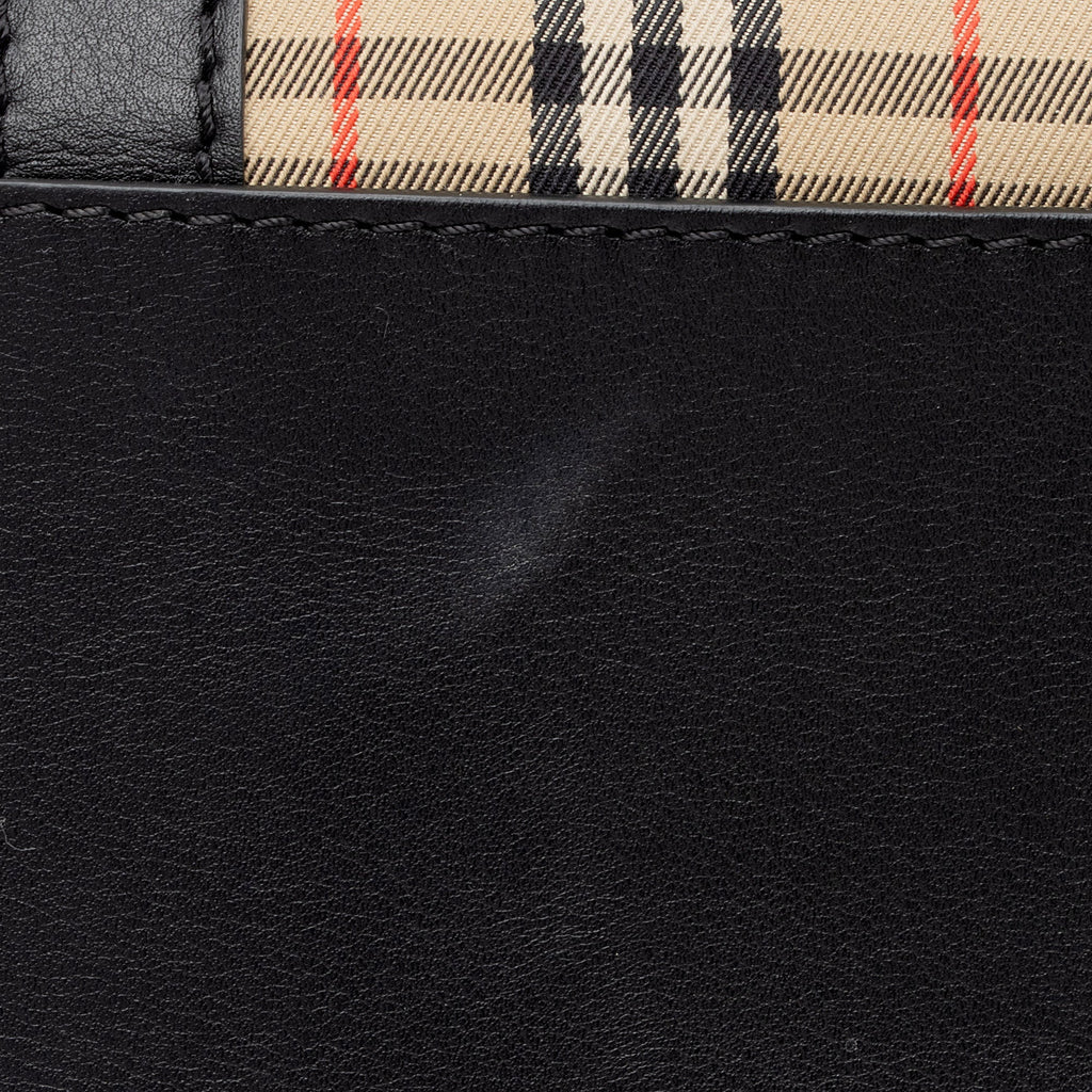 Burberry Vintage Check 1983 Link Zip Tote (SHF-DCHhVW)
