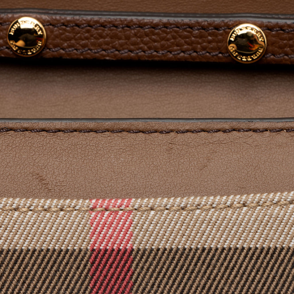 Burberry House Check Henley Chain Wallet