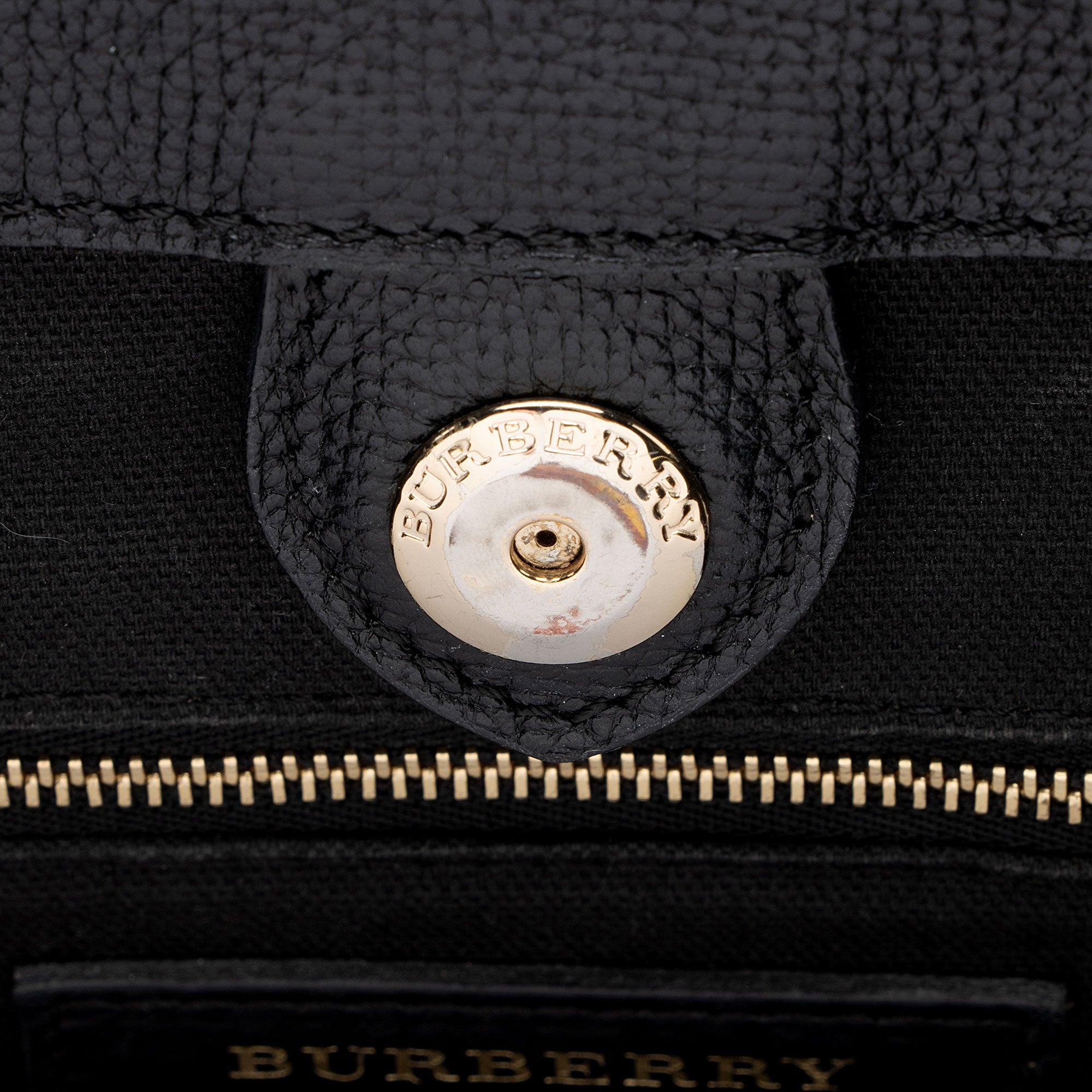 Burberry House Check Leather Banner Large Tote (SHF-amQX3B)