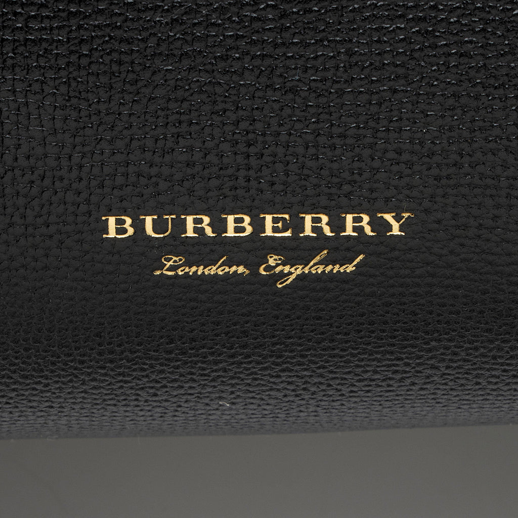 Burberry House Check Leather Banner Large Tote (SHF-amQX3B)