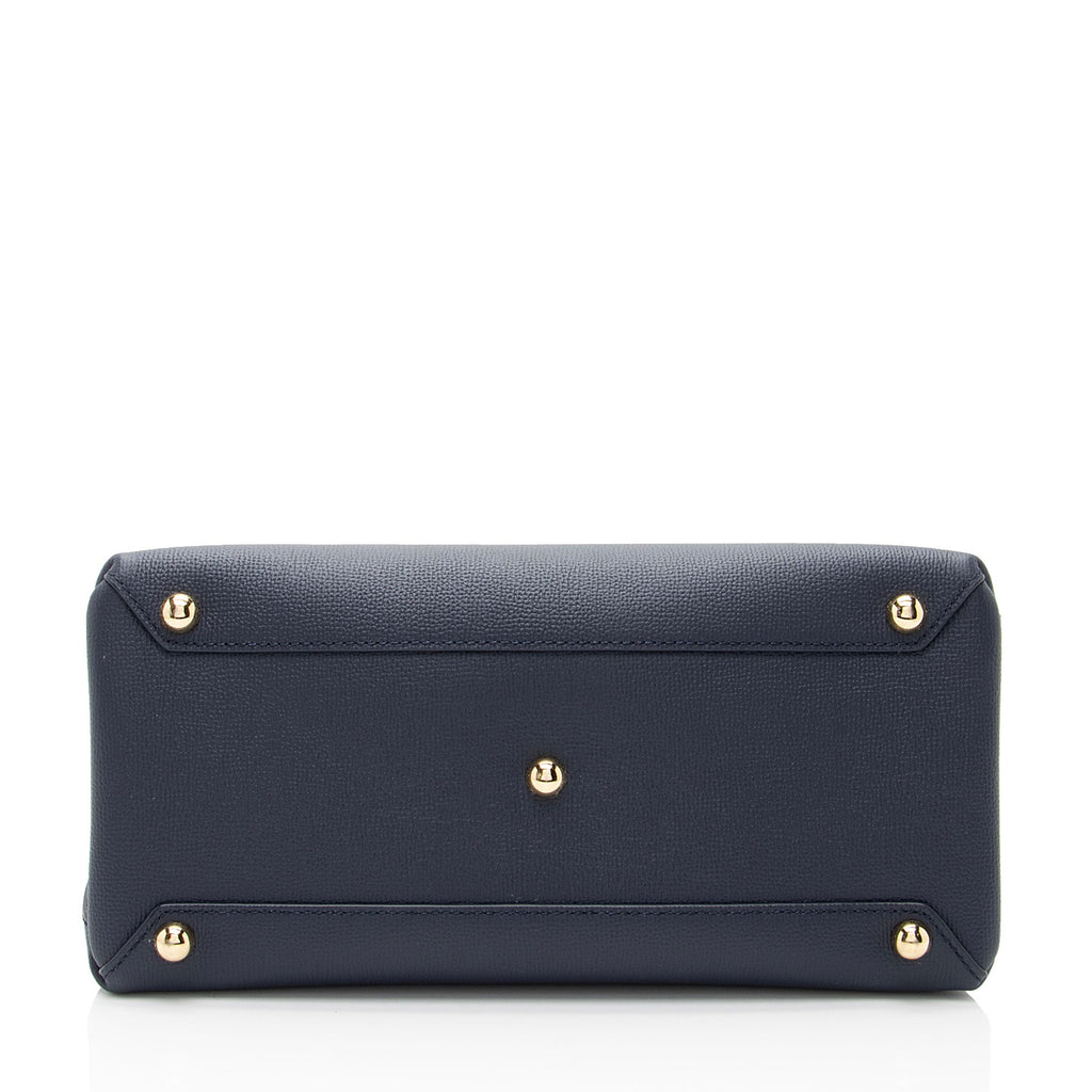 Burberry House Check Leather Banner Medium Tote (SHF-vVShxX)