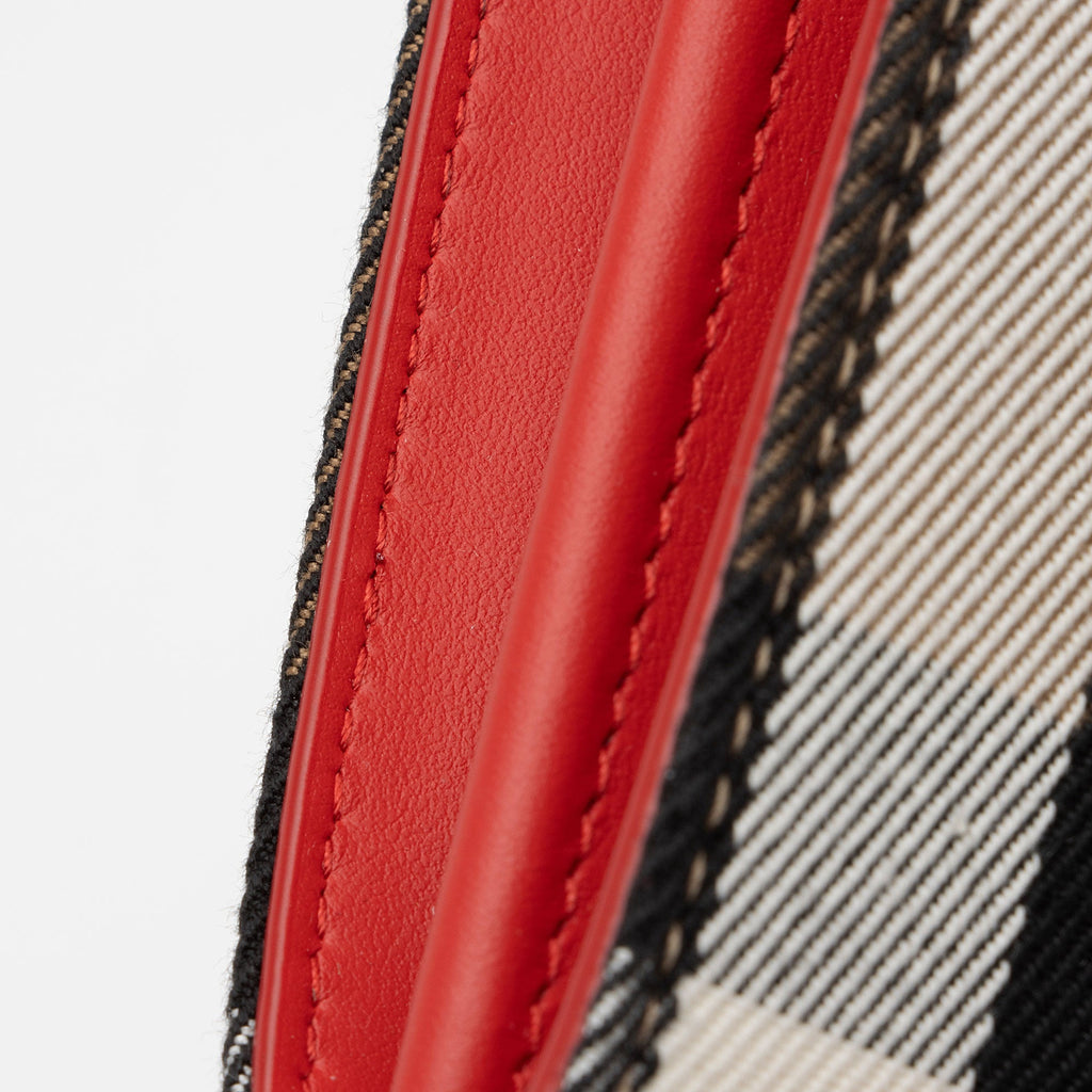 Burberry House Check Leather Hannah Wallet on Strap (SHF-eQV5N5)