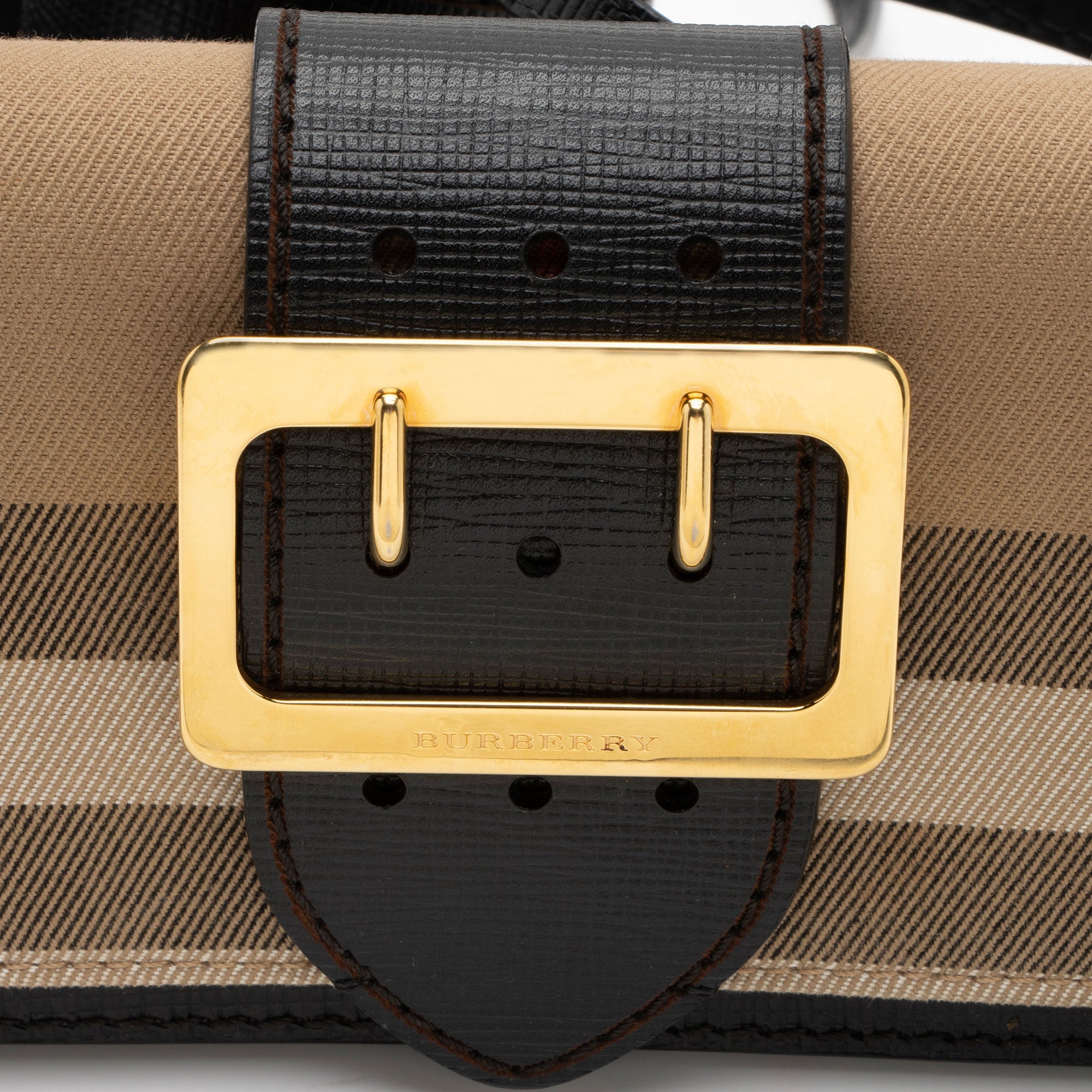 Burberry House Check Madison Buckle Small Shoulder Bag (SHF-P2oe5K)