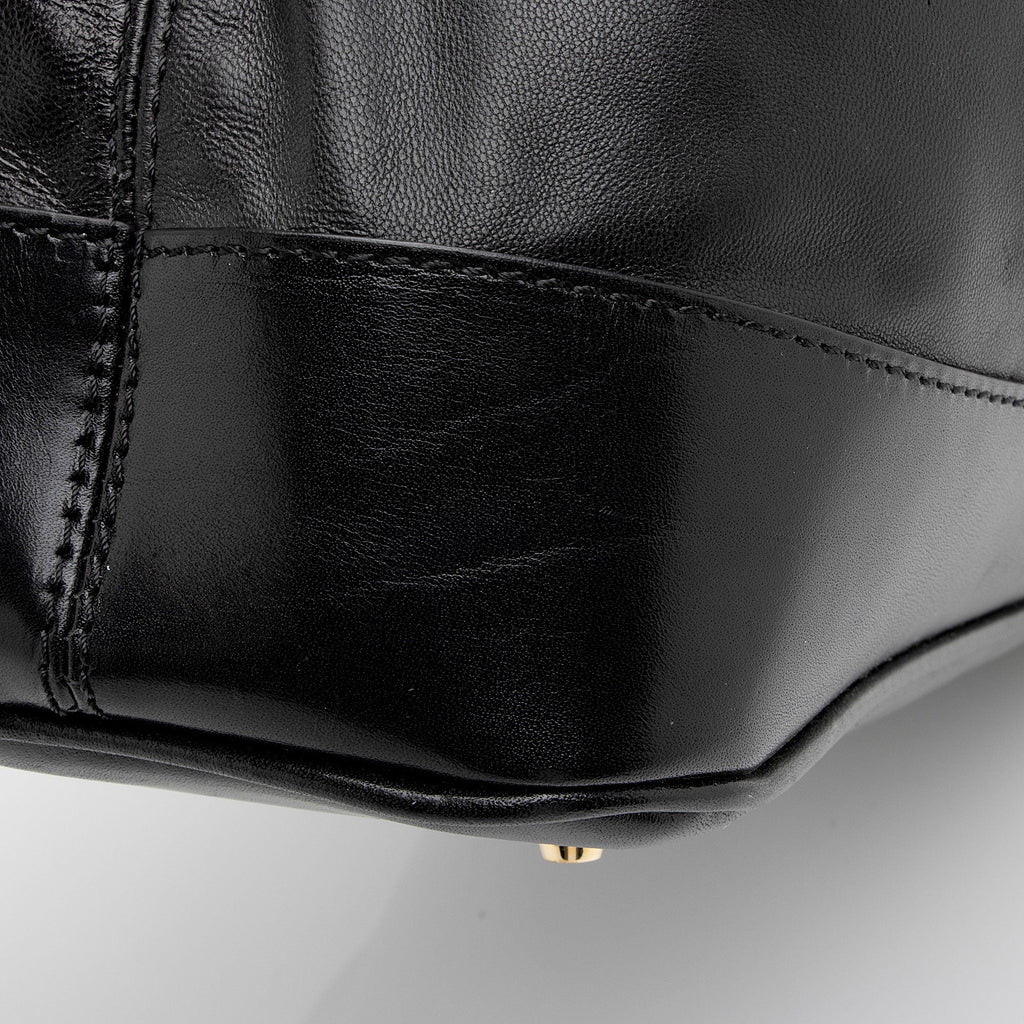 Burberry Lambskin Hepburn Convertible Tote (SHF-FHPl7M)