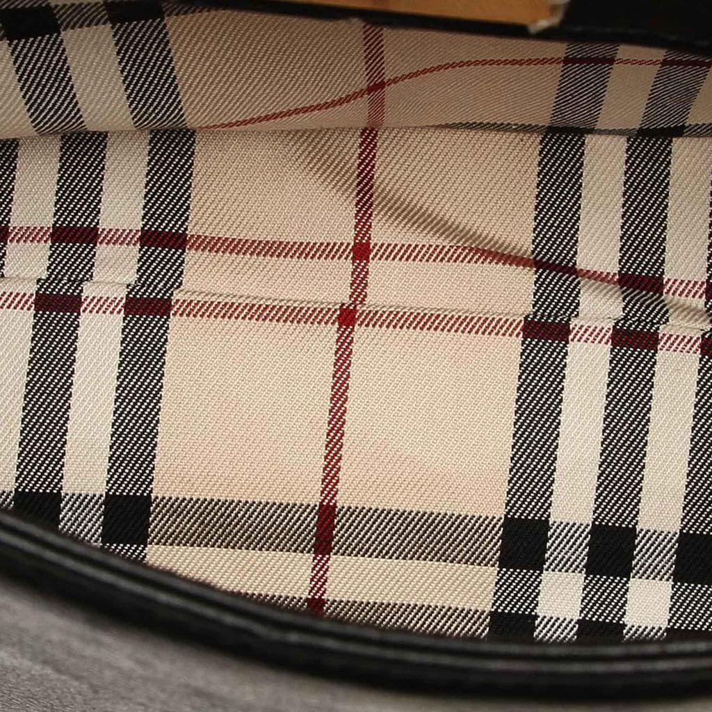 Burberry Leather Baguette (SHG-14604)