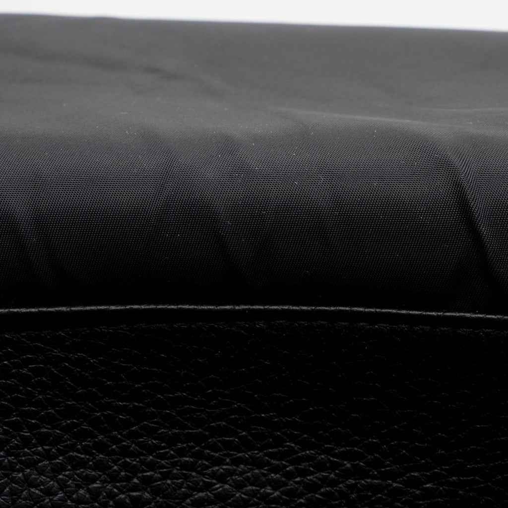 Burberry Leather Bruno Messenger Bag (SHF-GEHFL3)