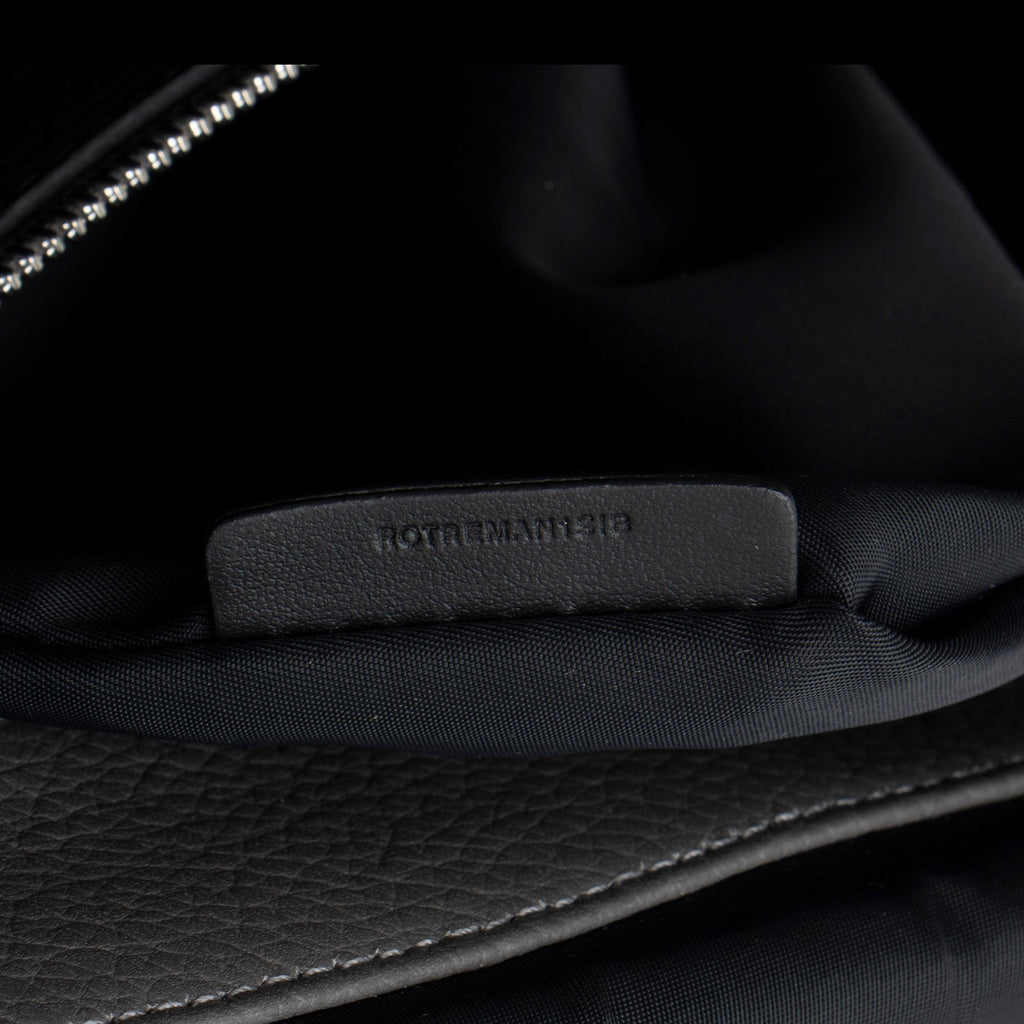 Burberry Leather Bruno Messenger (SHF-o1cptH)