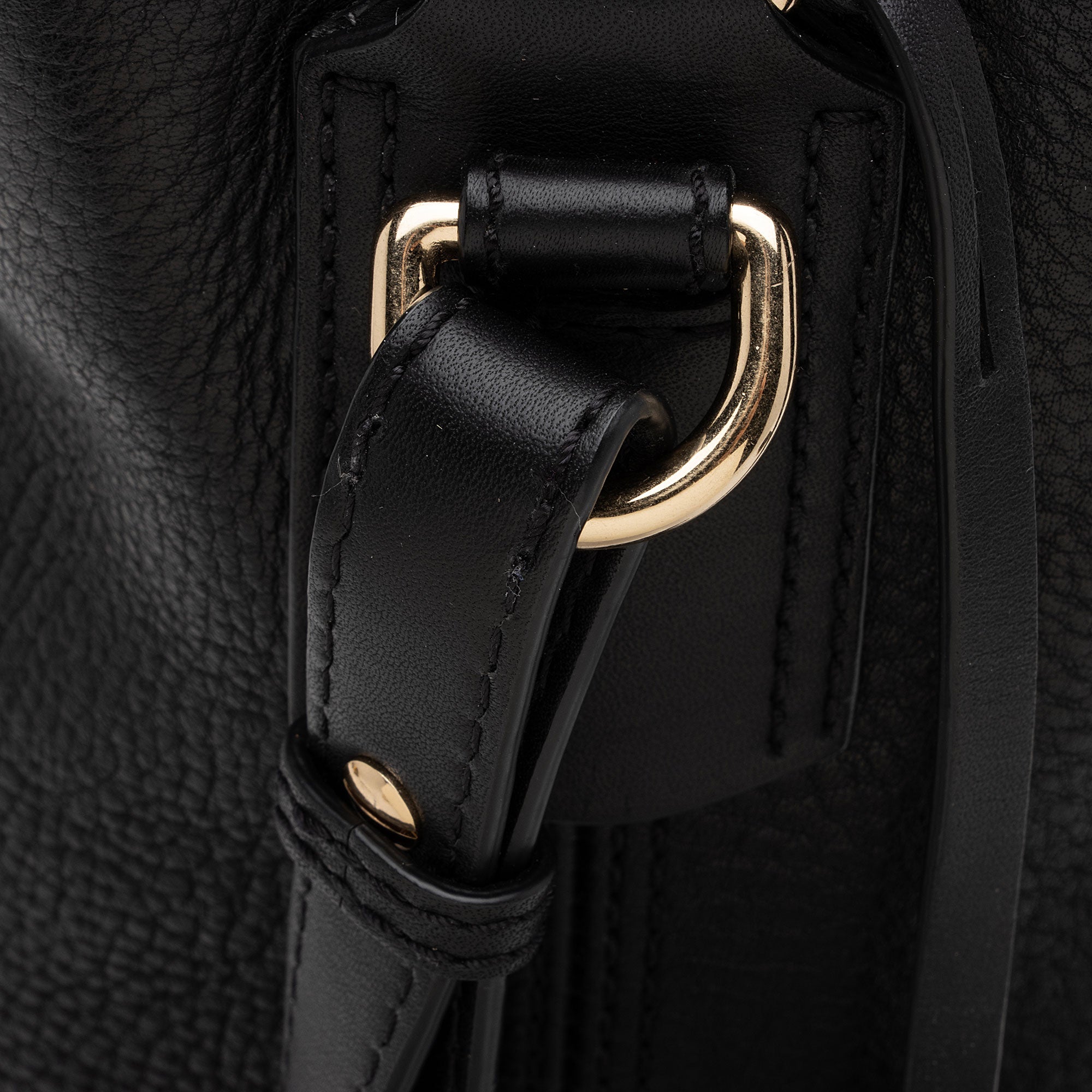 Burberry Leather Drawstring Susanna Bucket Bag (SHF-EjwCUX)