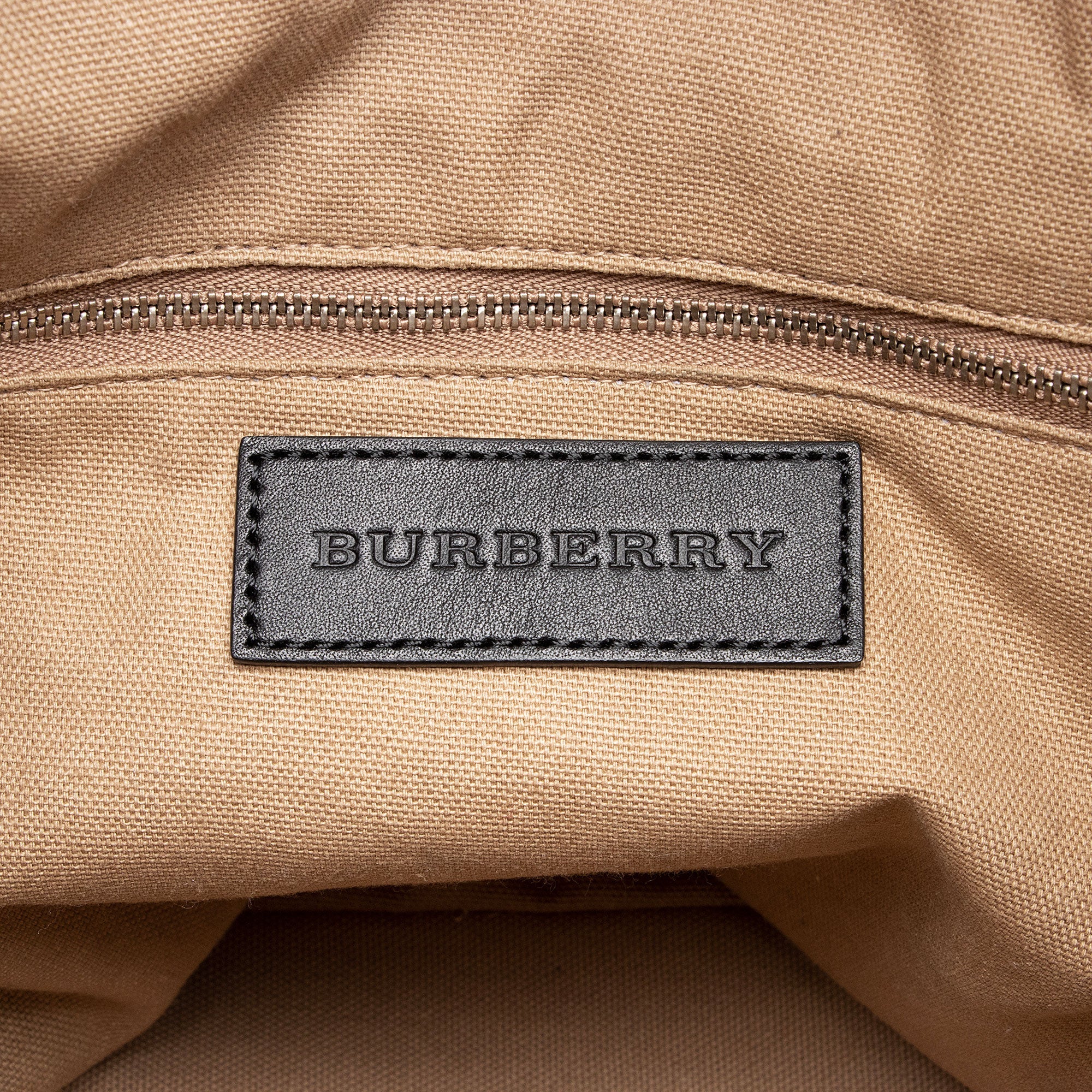 Burberry Leather Drawstring Susanna Bucket Bag (SHF-EjwCUX)