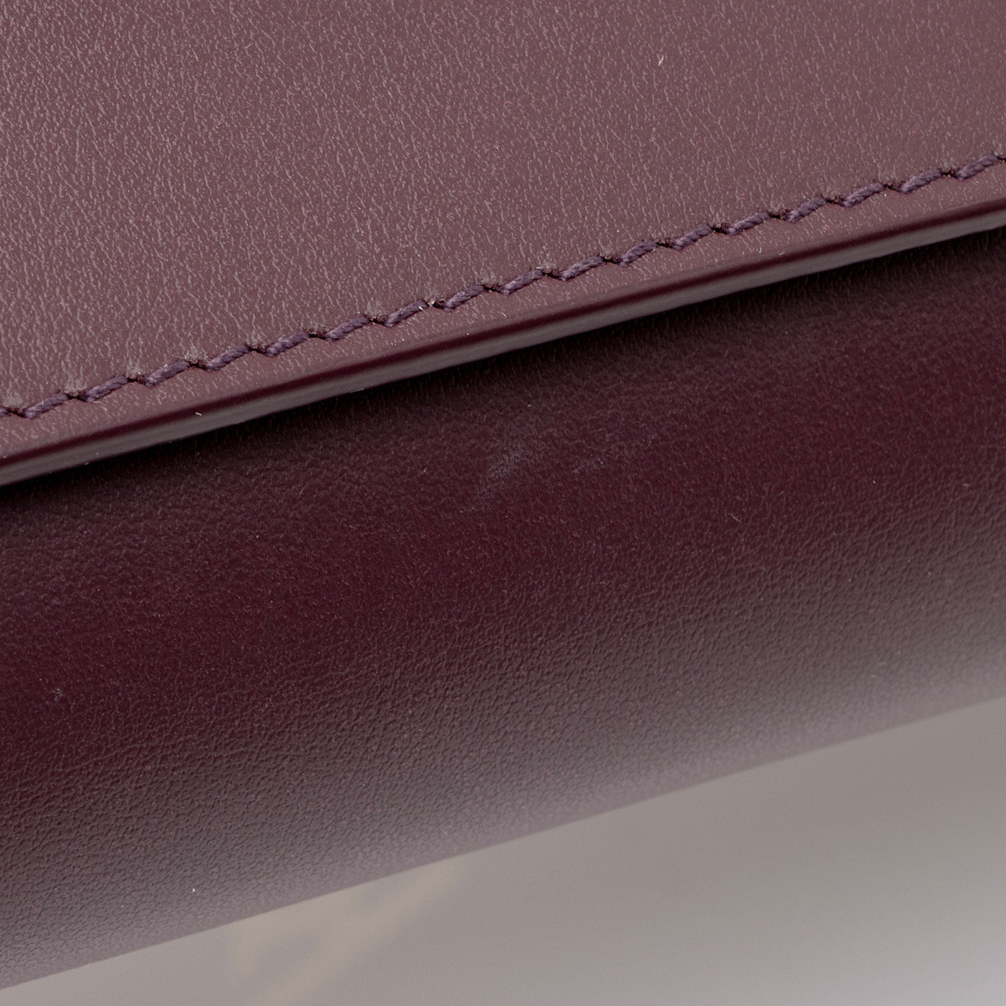 Burberry Leather Hannah Wallet on Strap (SHF-YAht6w)