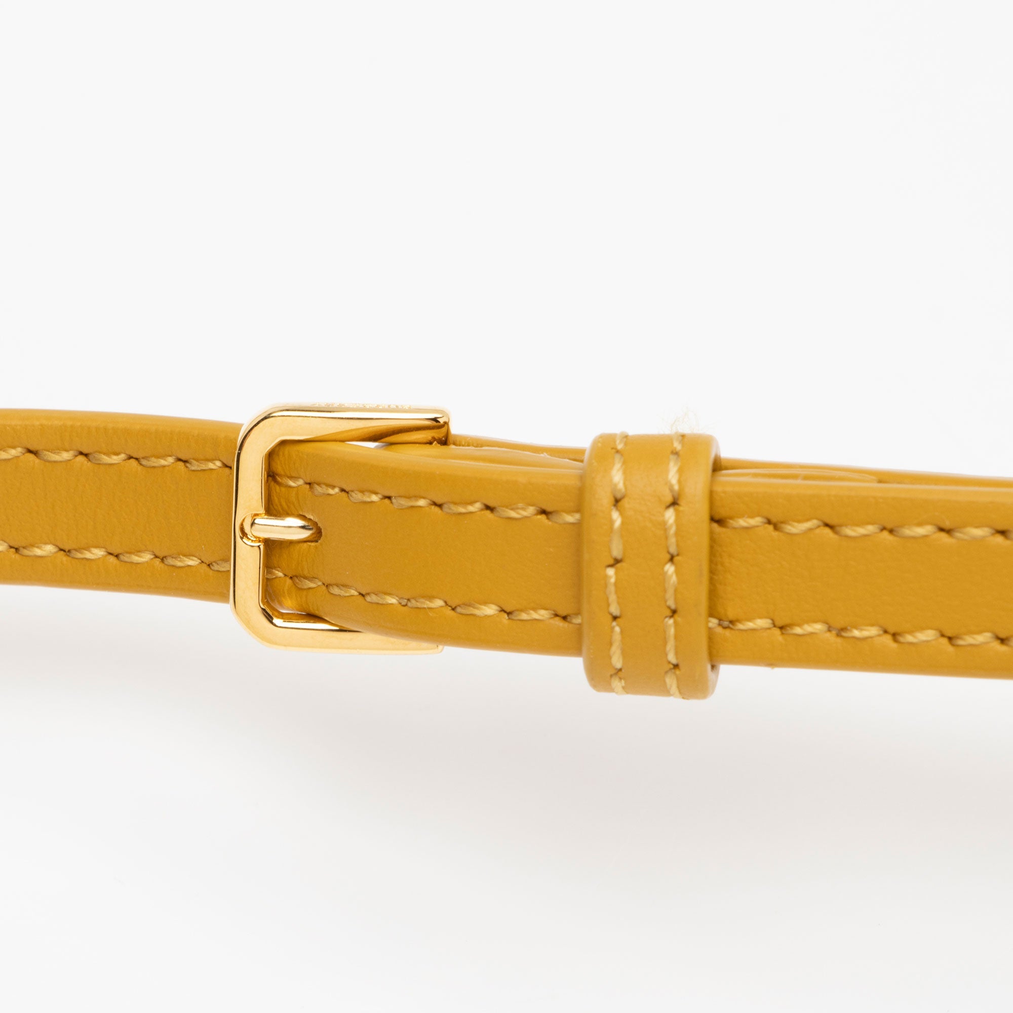 Burberry Leather Hazelmere Wallet on Strap (SHF-PITQIN)