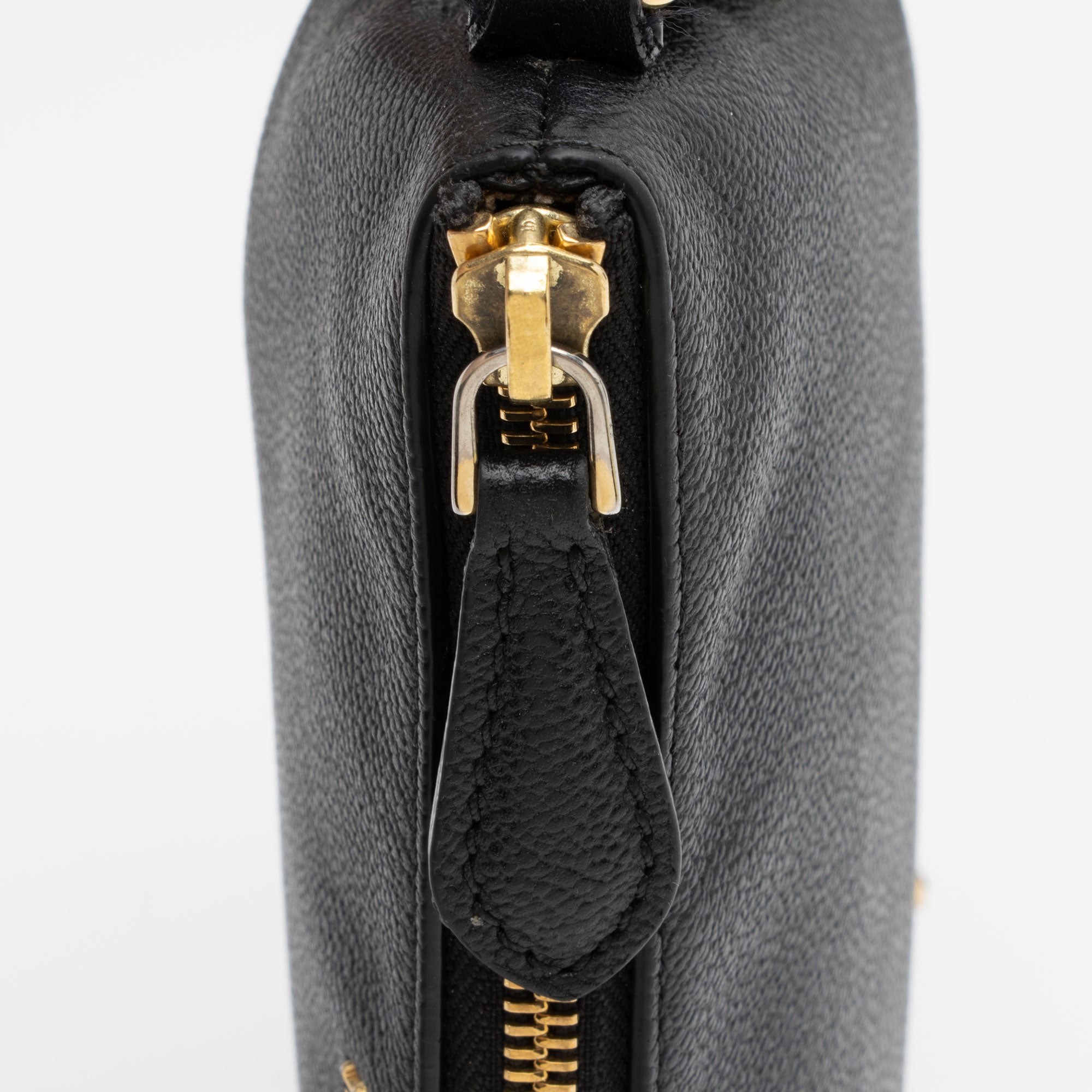 Burberry Leather Peyton Crossbody (SHF-8xhIfL)