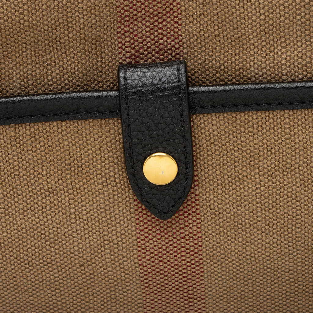 Burberry Mega Check Baildon Messenger Bag (SHF-VuxVRv)