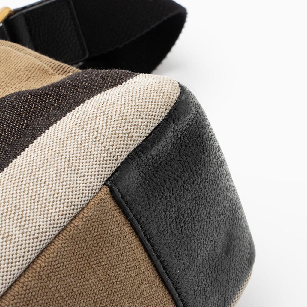 Burberry Mega Check Baildon Messenger Bag (SHF-VuxVRv)