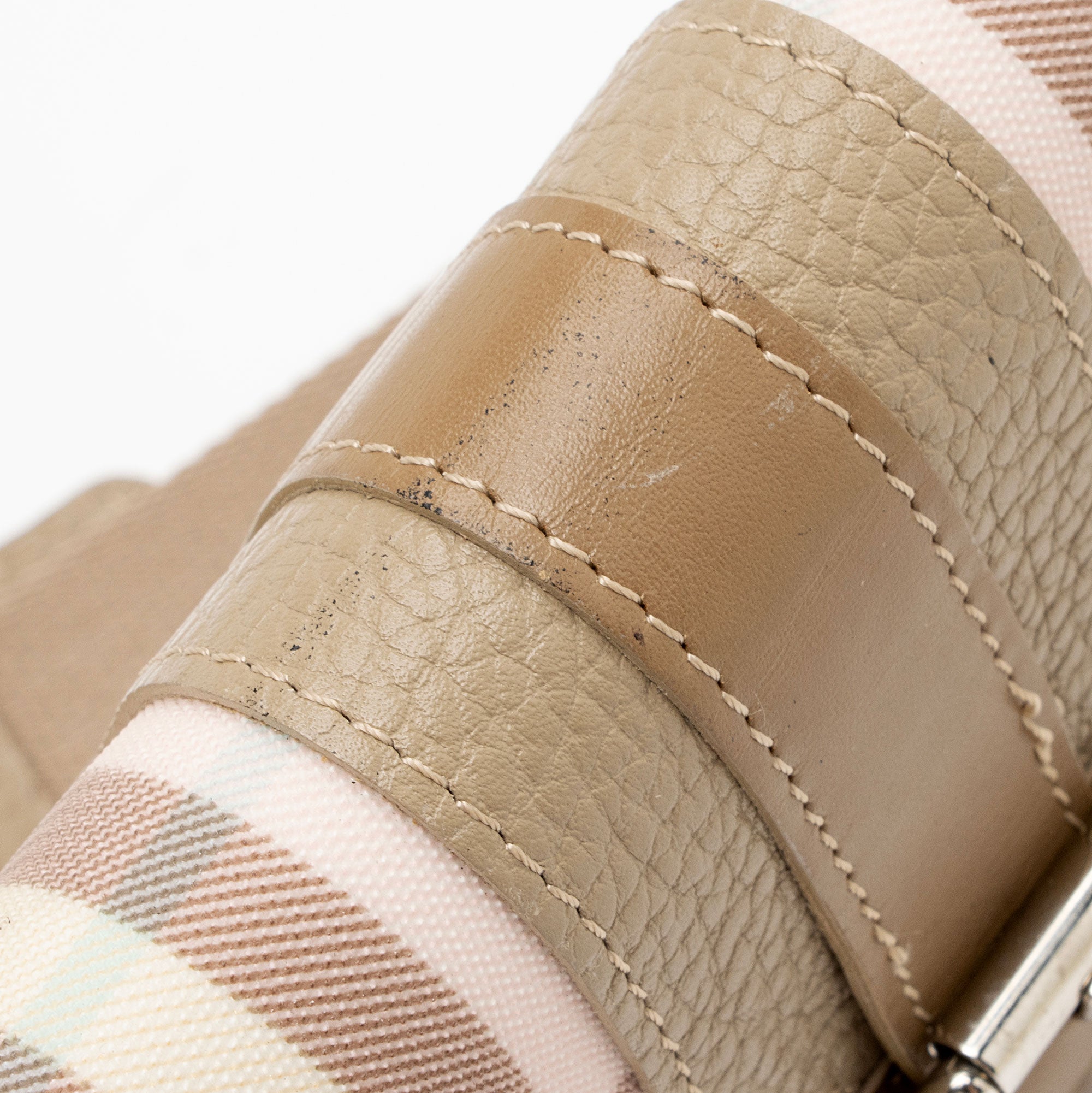 Burberry Nova Check Candy Shoulder Bag (SHF-uRG8qb)