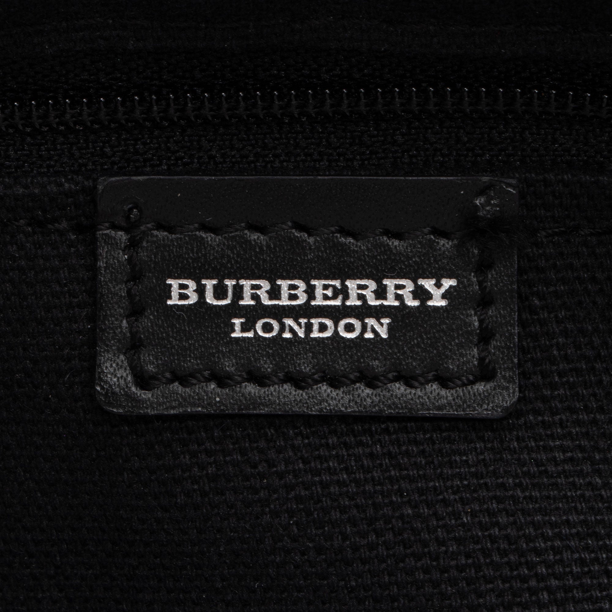 Burberry Nova Check Monroe Shoulder Bag (SHF-DXEMqf)