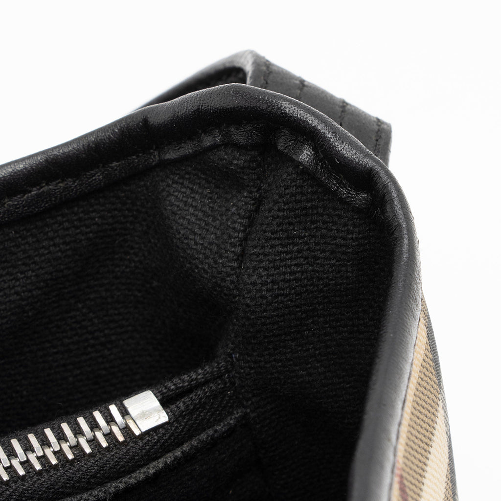 Burberry Nova Check Baguette Shoulder Bag (SHF-OeZL9i)