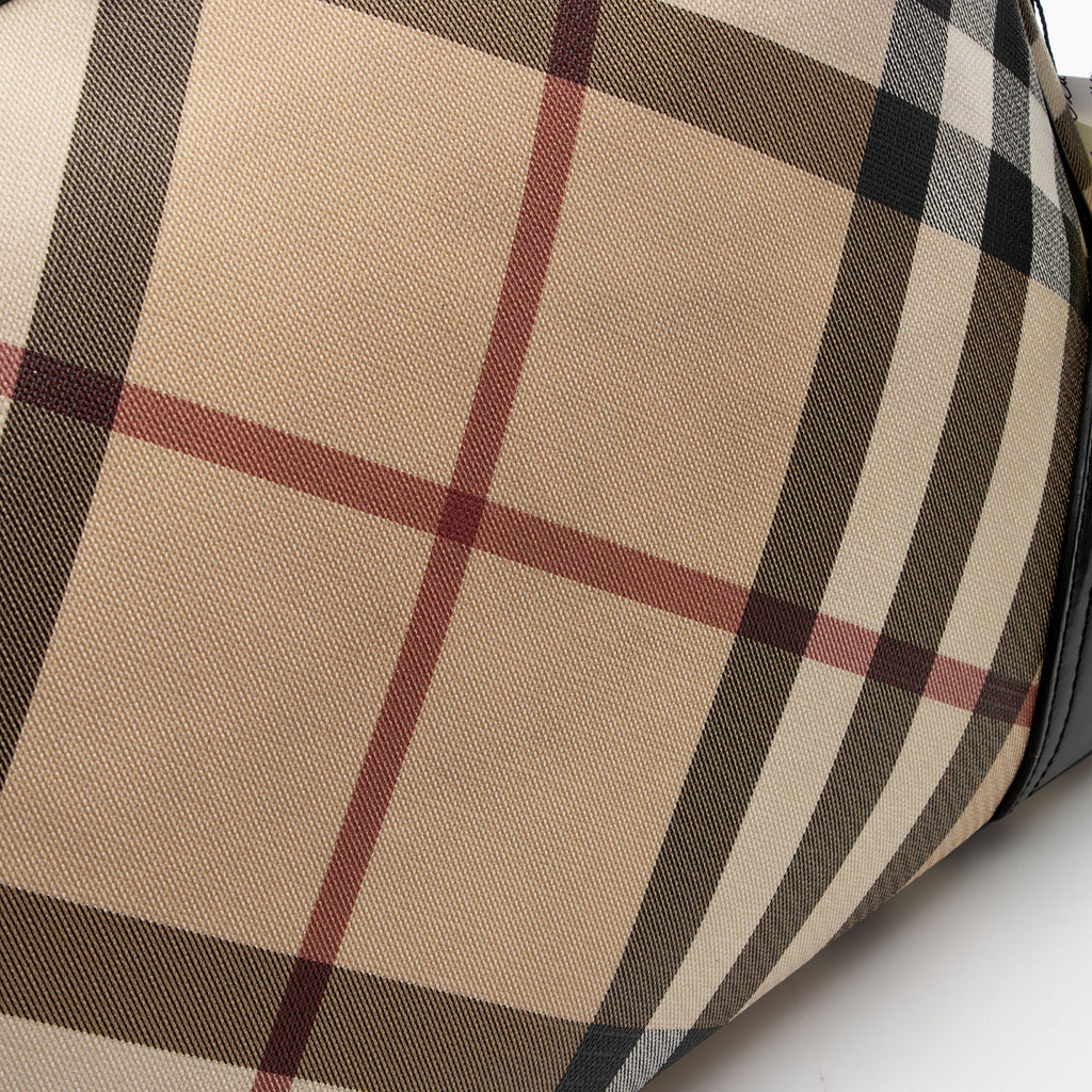 Burberry Nova Check Pocket Shoulder Bag (SHF-20RhJj)