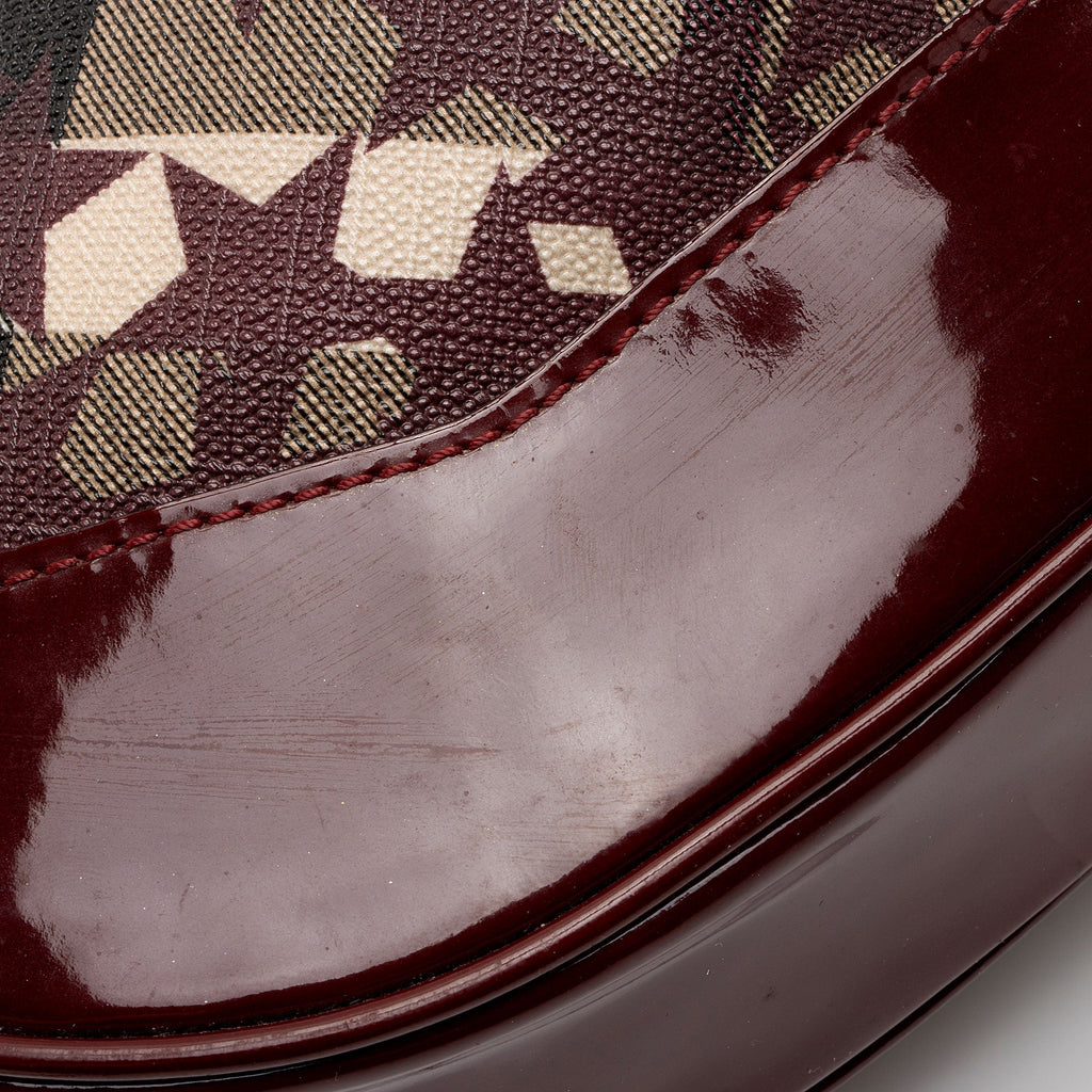 Burberry Nova Check Stars Small Hernville Hobo (SHF-6BOcX1)