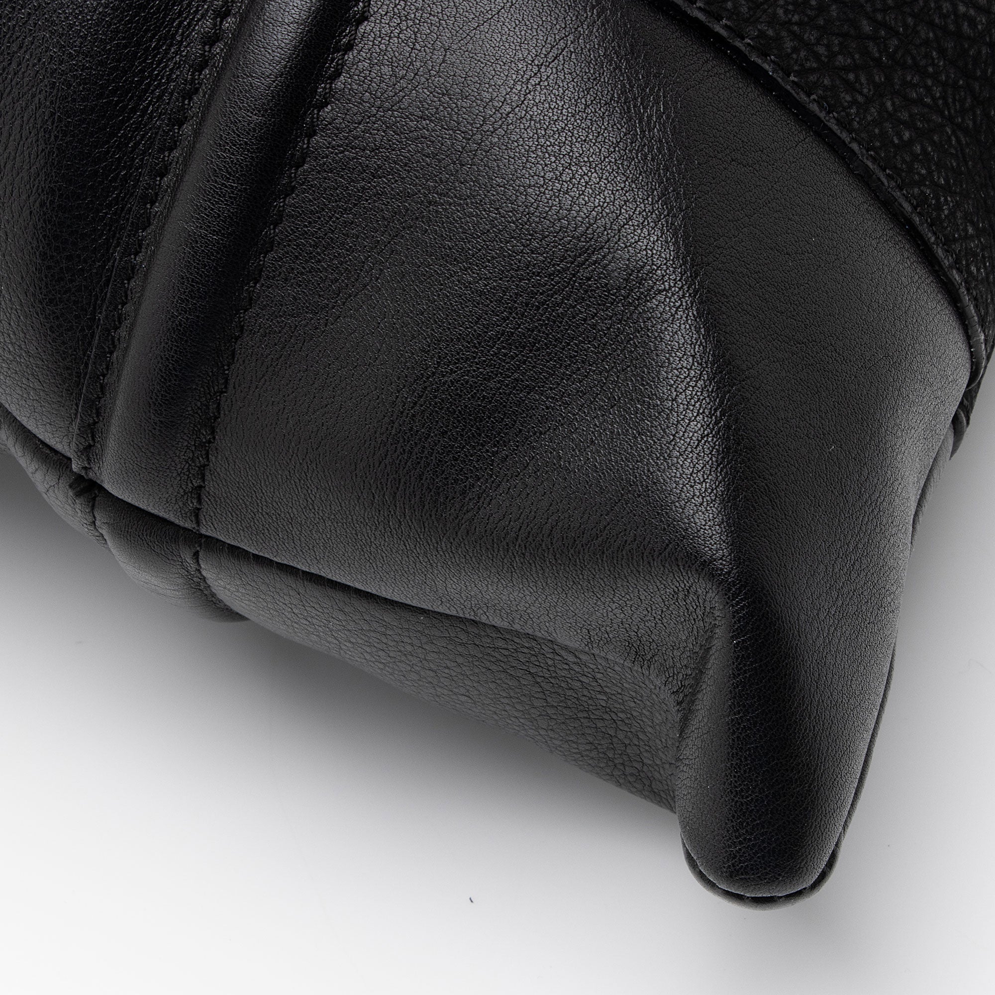 Burberry Nubuck Leather Big Crush Tote (SHF-15KWqp)