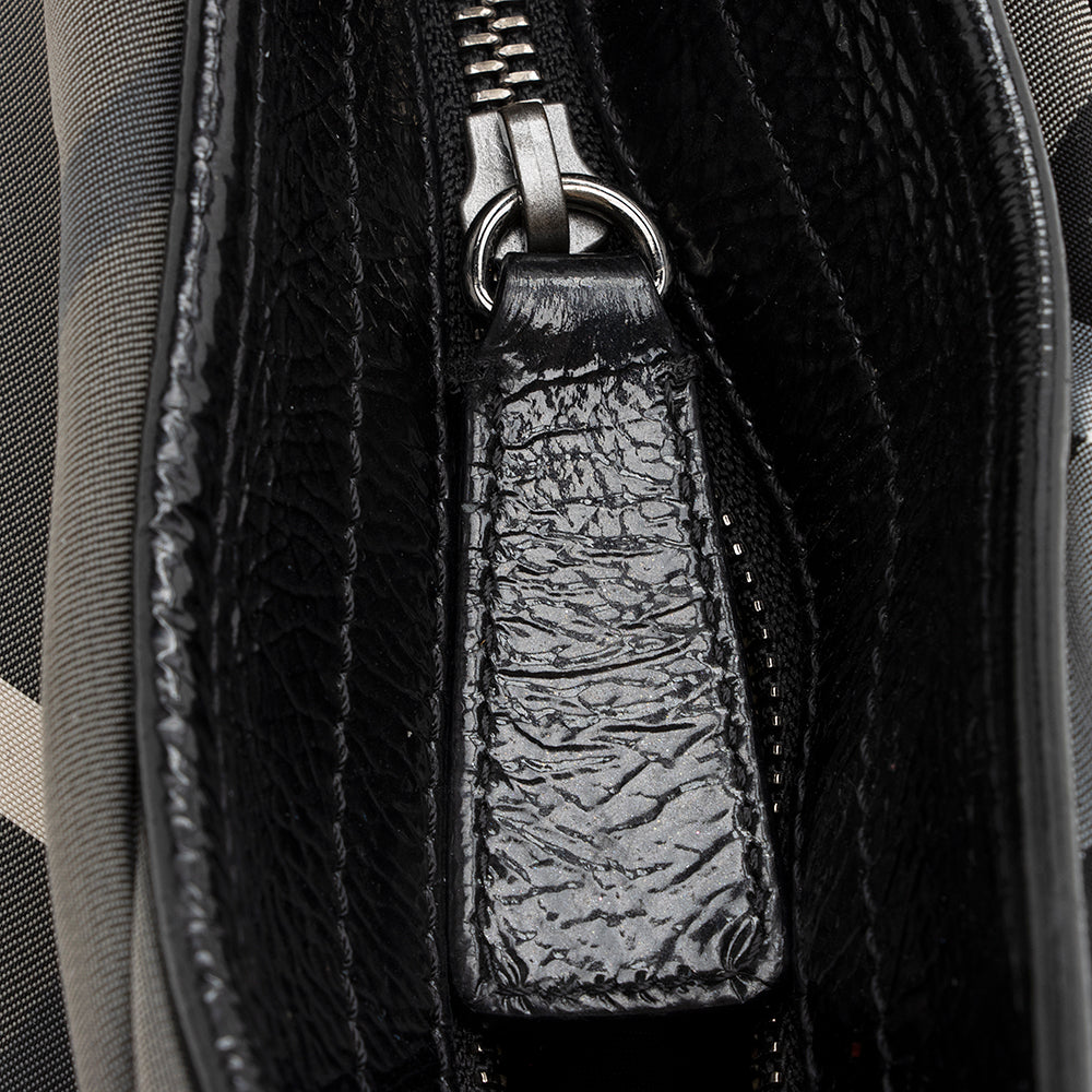 Burberry Nylon Beat Check Shoulder Bag (SHF-21878)