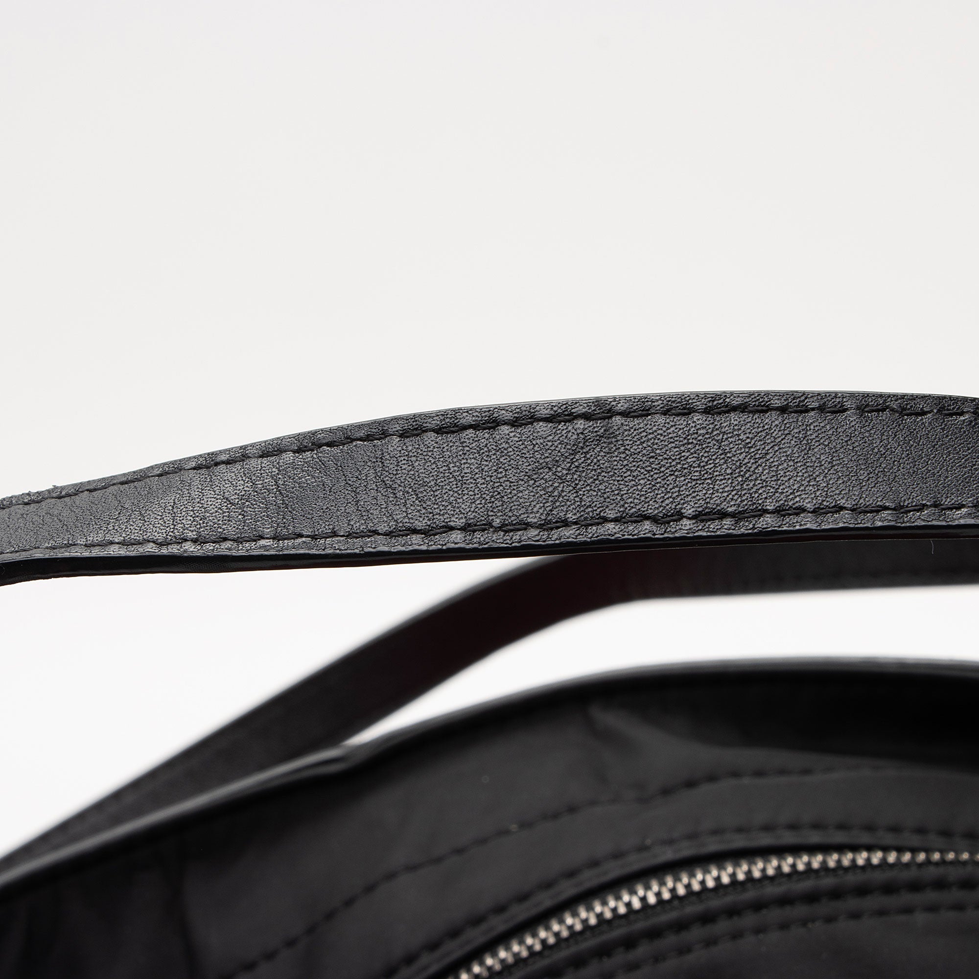 Burberry Nylon Buckleigh Packable Small Tote (SHF-FDpcAm)
