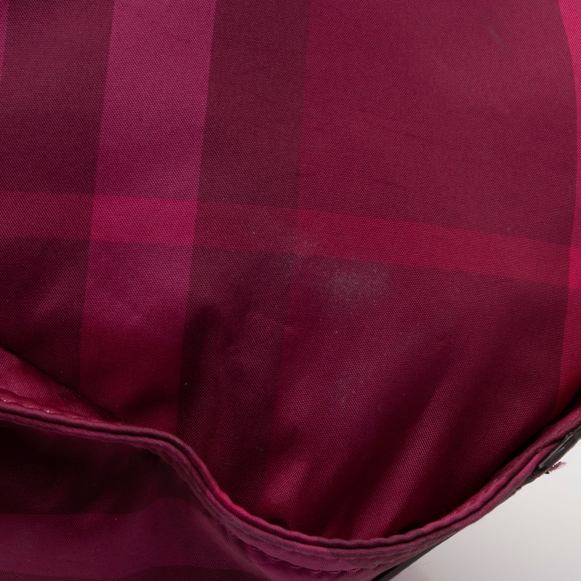Burberry Nylon Check Buckleigh Packable Small Tote (SHF-ibEbJ7)