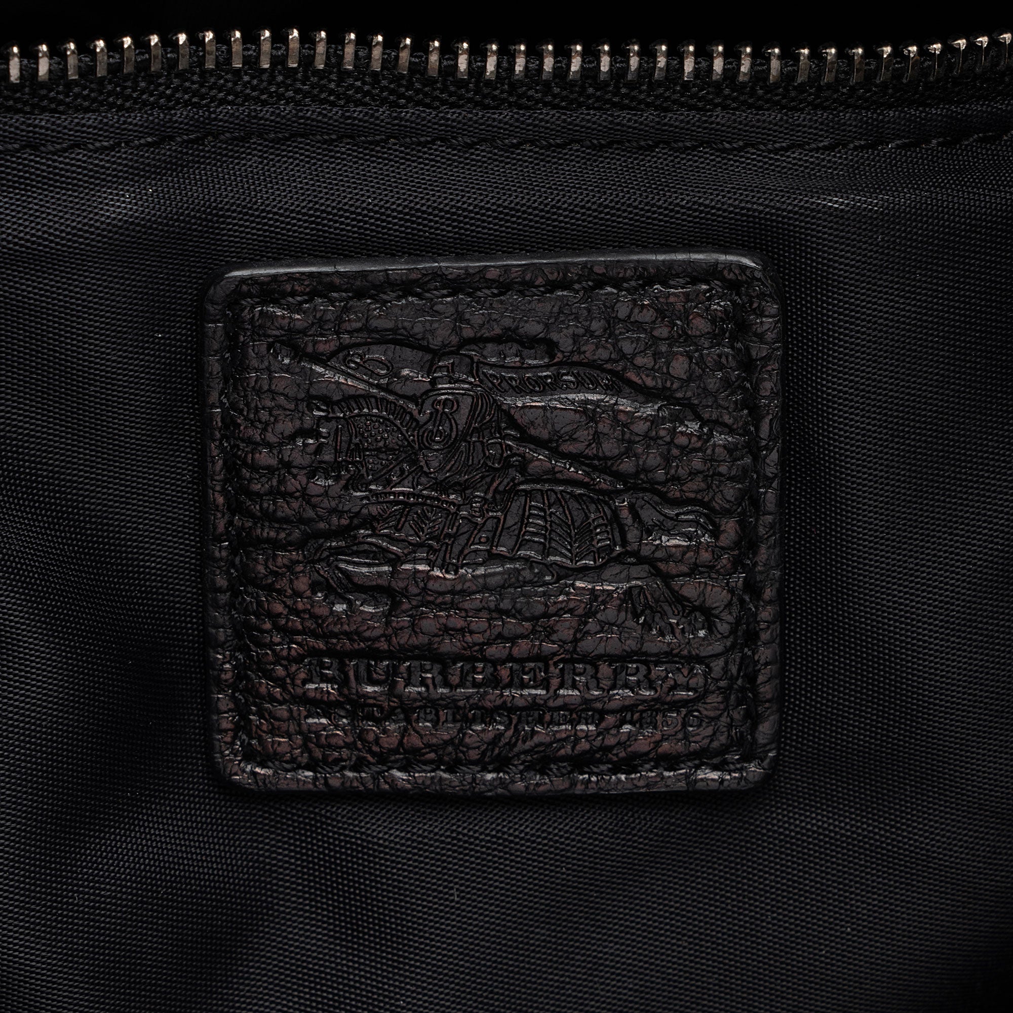 Burberry Nylon Check Large Hobo (SHF-o0QWiZ)