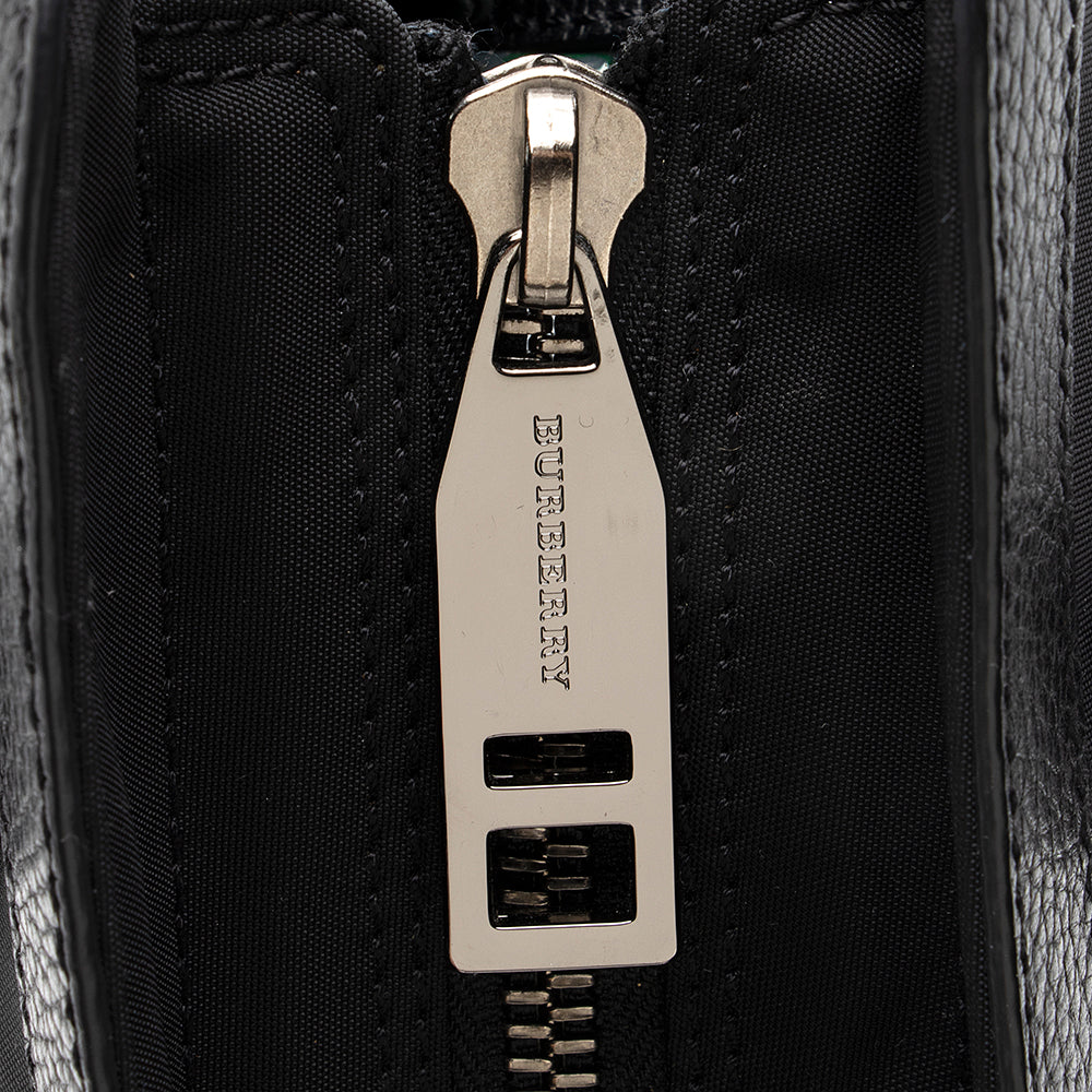 Burberry Nylon Heritage Tote (SHF-18398)