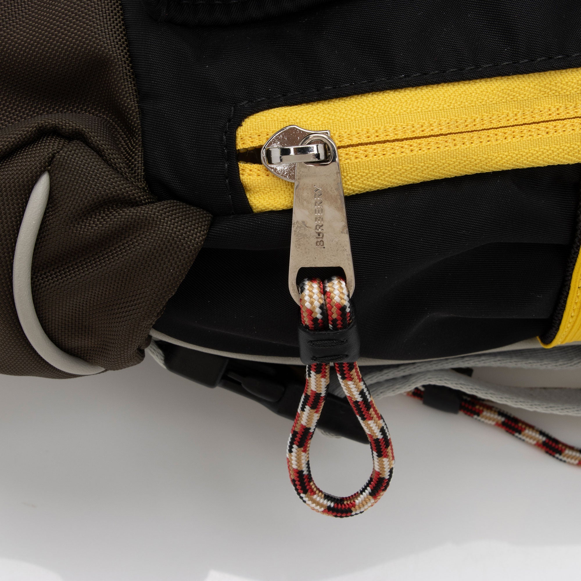 Burberry Nylon Leo Medium Sling Bag (SHF-VOG04R)