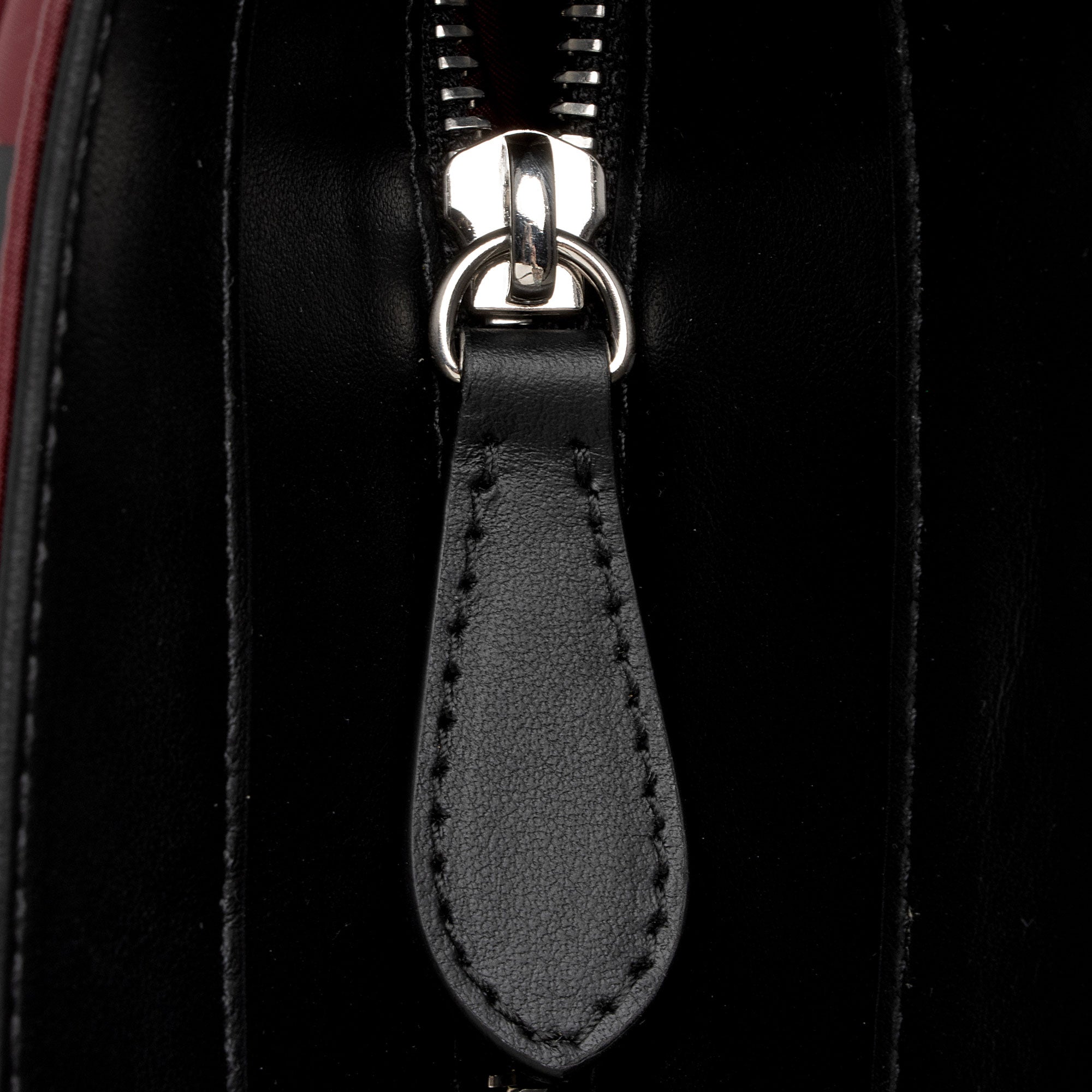Burberry Nylon Logo Ardwell Small Tote (SHF-pYm9Vi)