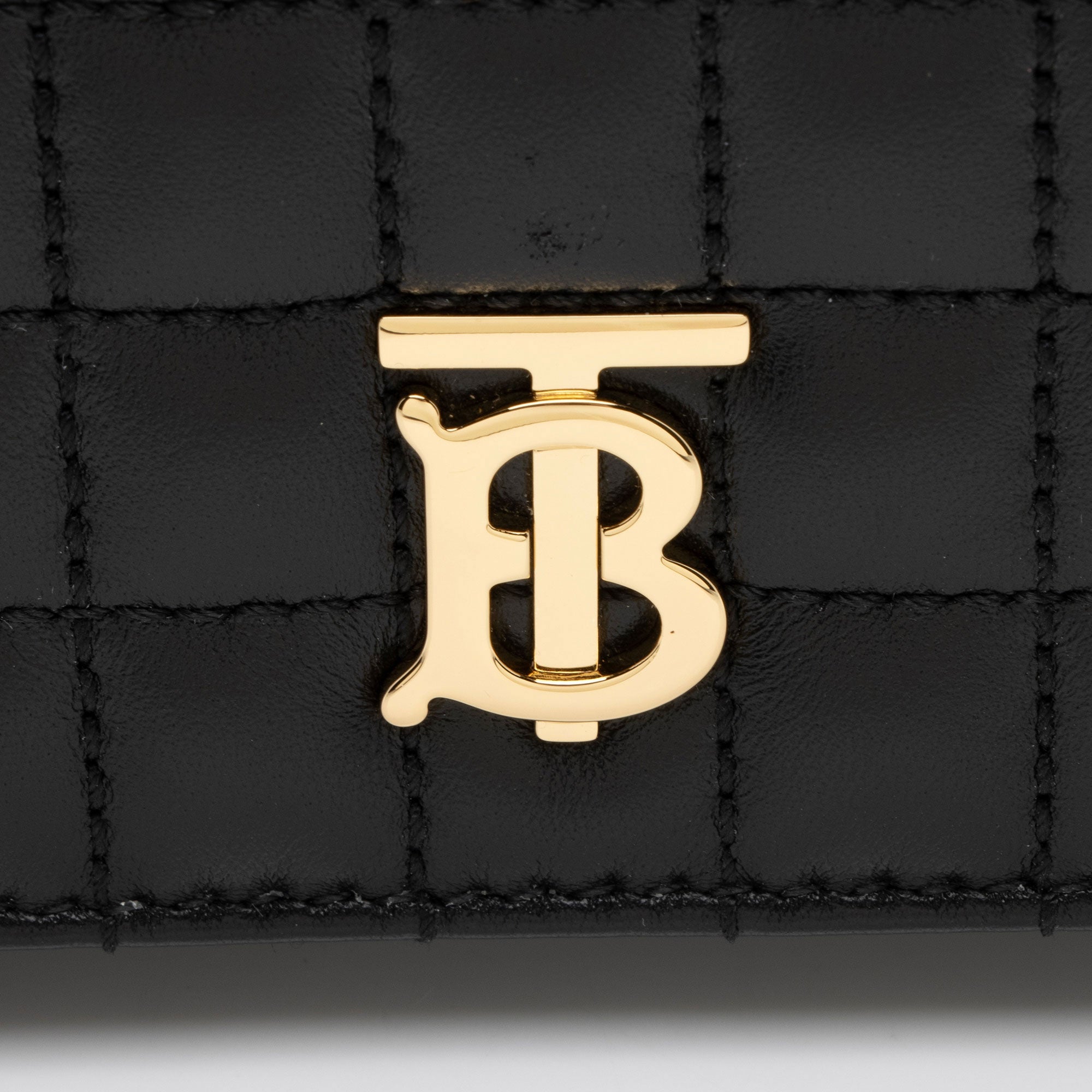 Burberry Quilted Lambskin TB Lola Wallet (SHF-GBBi3Y)