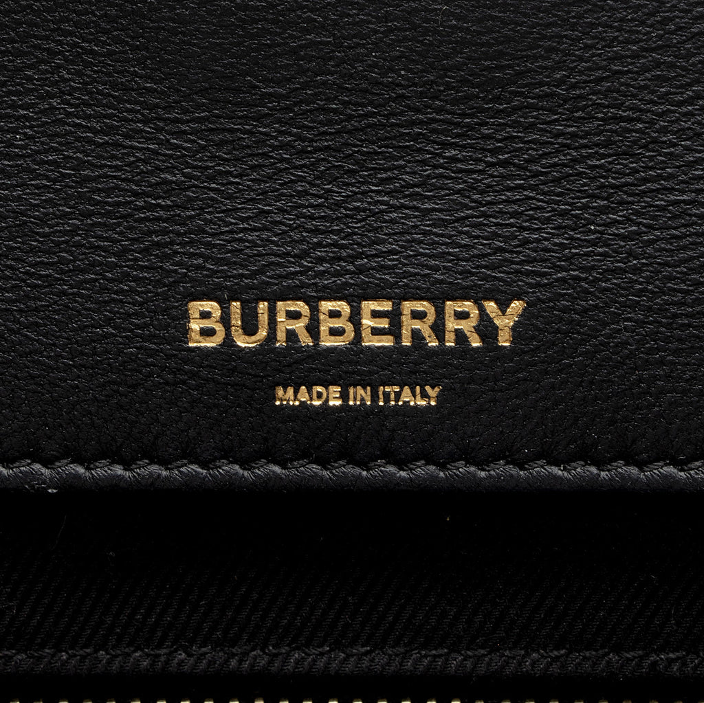 Burberry Quilted Leather TB Lola Chain Medium Shoulder Bag (SHF-JM6QGj)