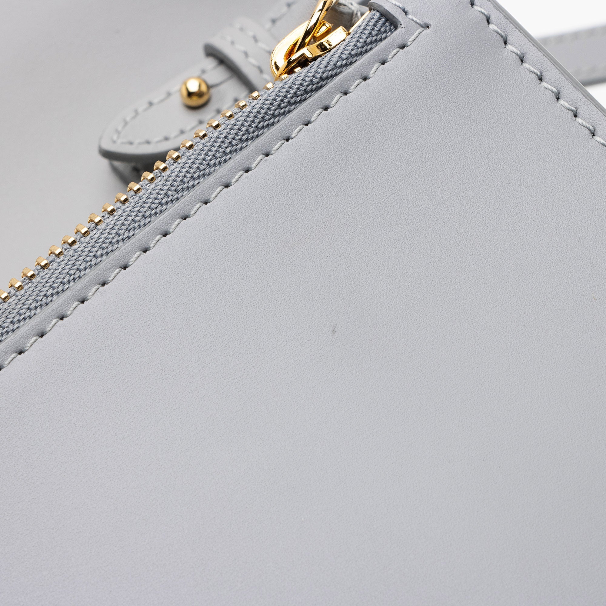 Burberry Smooth Leather TB Mini Bag (SHF-2UpmY4)