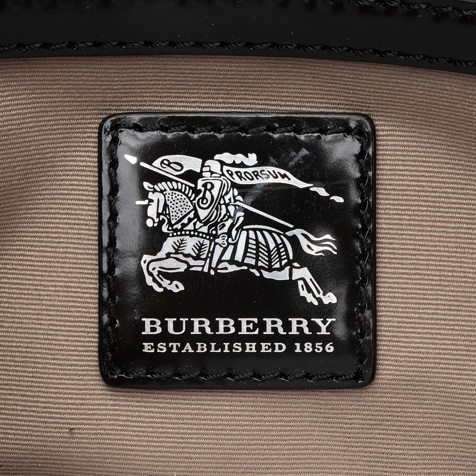 Burberry Super Nova Check Hobo (SHF-23856)