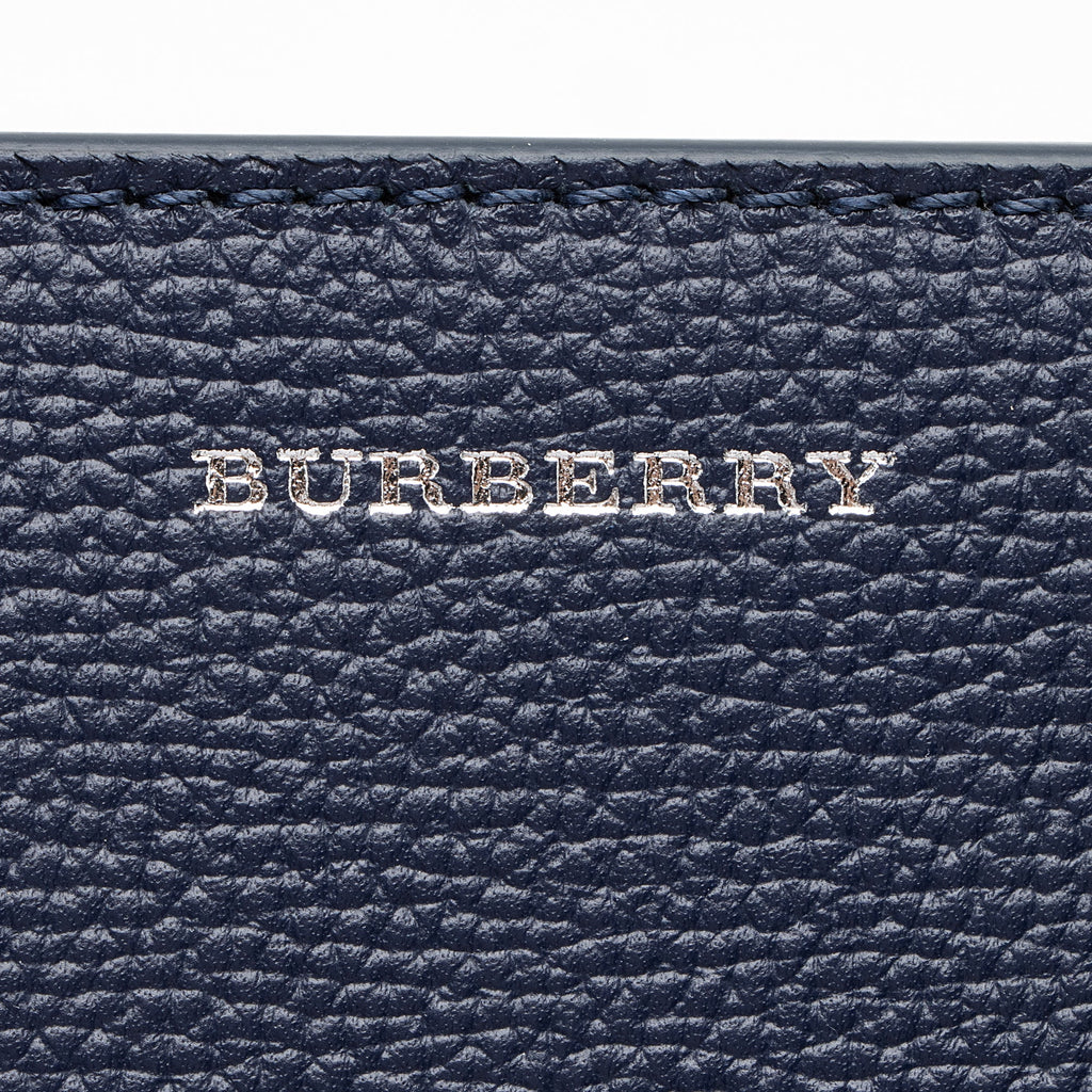 Burberry Vintage Check Leather Banner Medium Tote (SHF-23489)