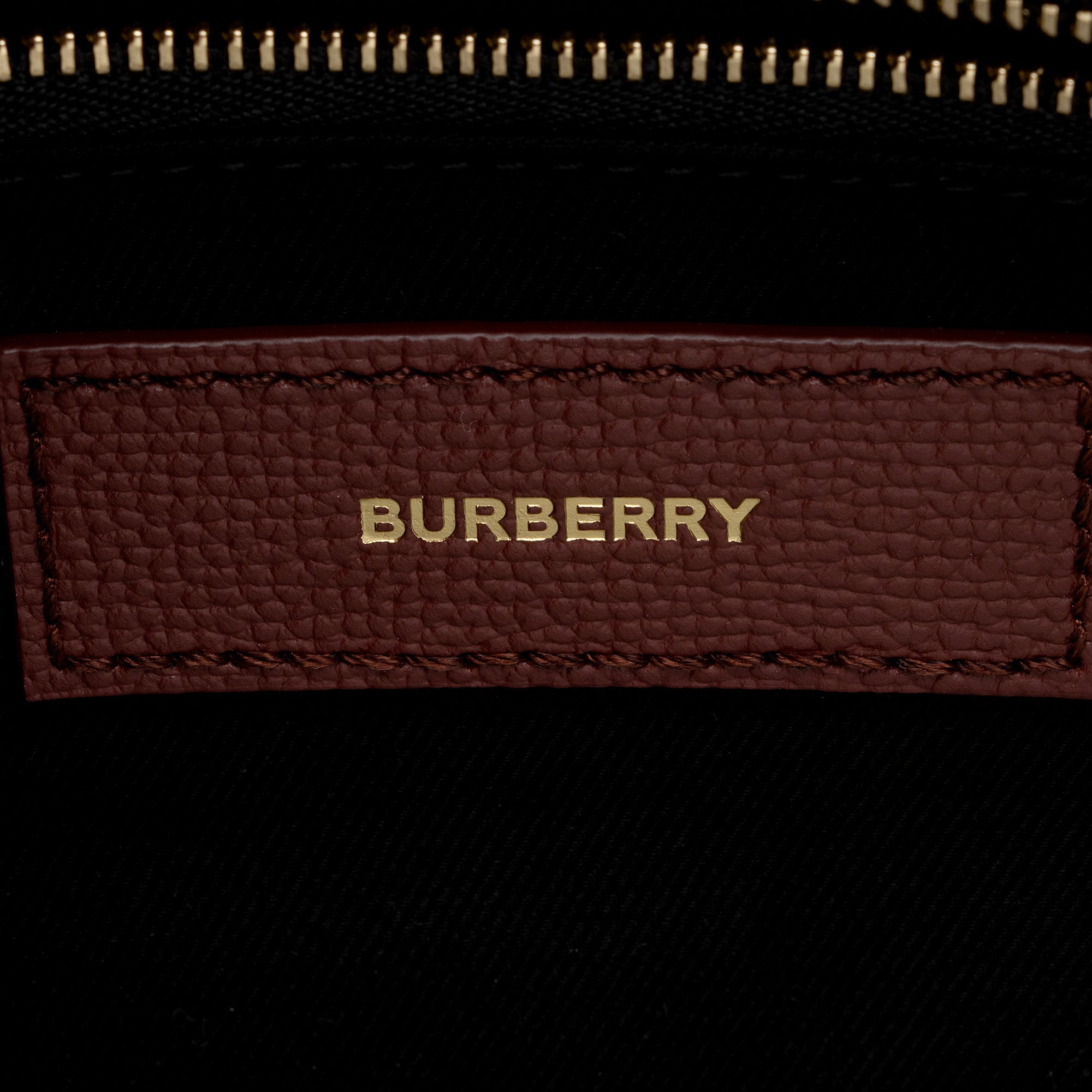 Burberry Vintage Check Leather Banner Medium Tote (SHF-nY7QqR)