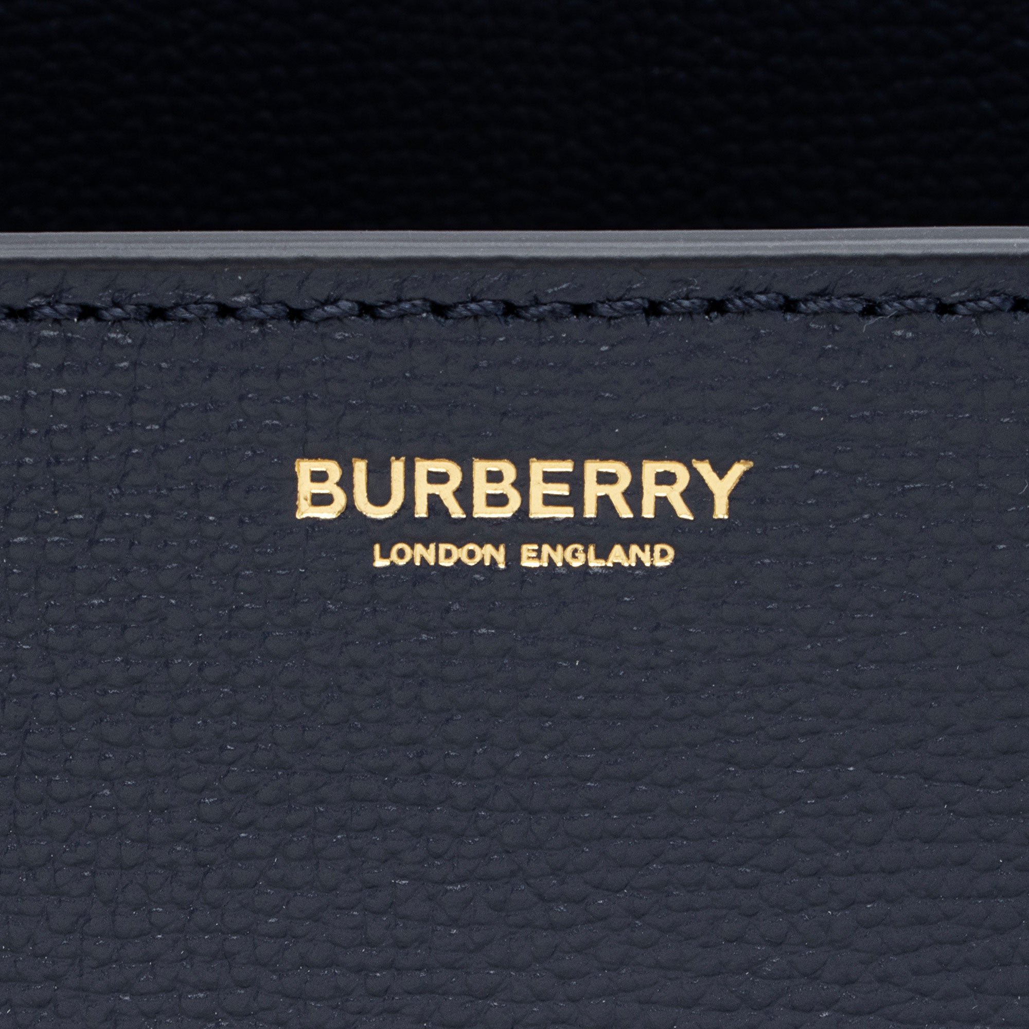 Burberry Vintage Check Leather Banner Medium Tote (SHF-8mWgl1)