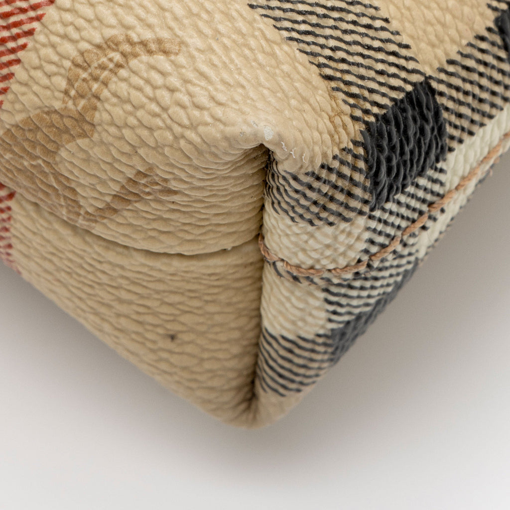 Burberry Vintage Haymarket Check Pochette (SHF-eiRBCJ)