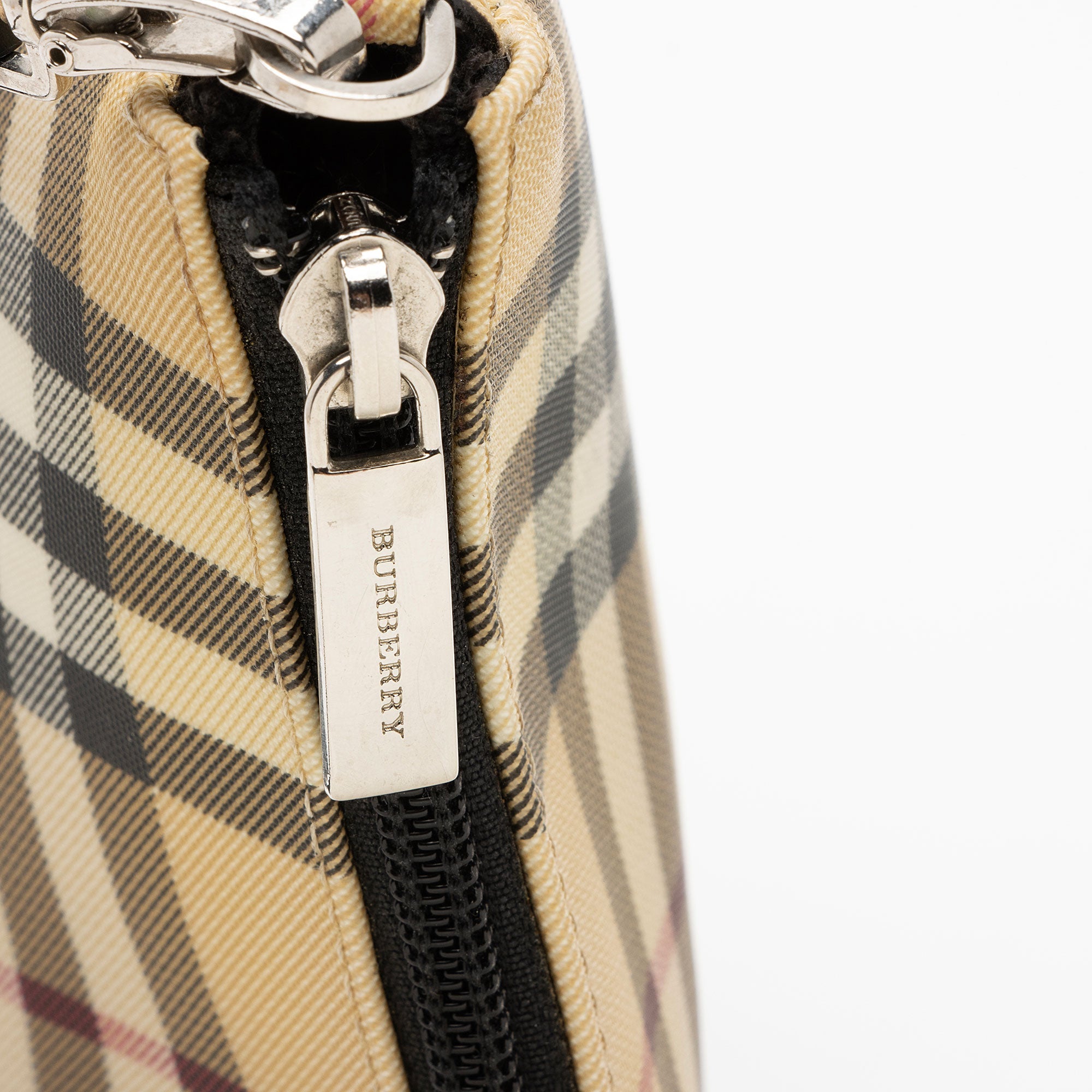 Burberry Vintage Nova Check Crossbody (SHF-YoStVG)