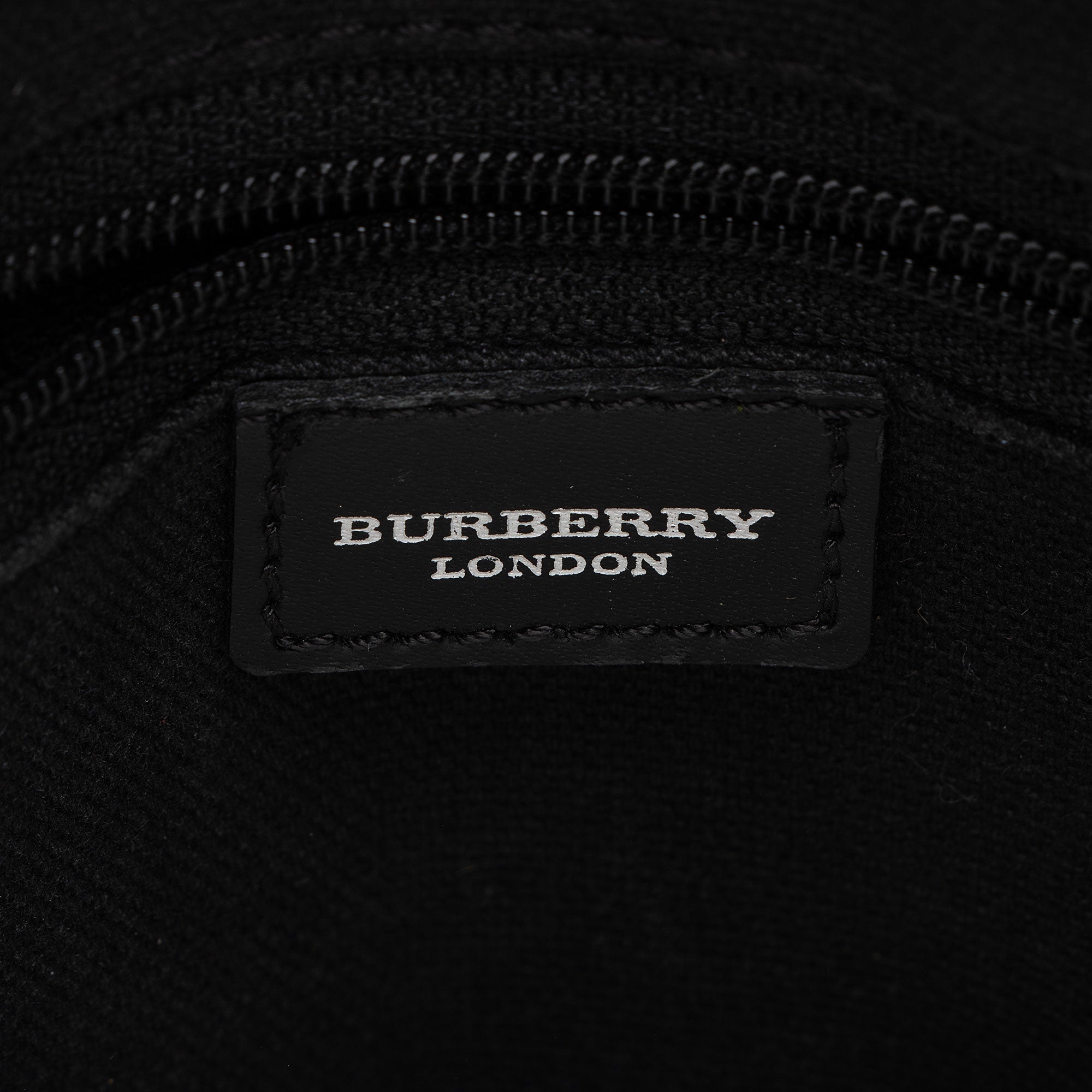 Burberry Vintage Nova Check Crossbody (SHF-YoStVG)