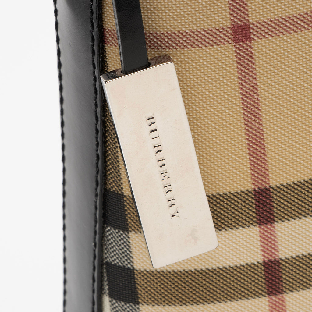 Burberry Vintage Nova Check Heath Shoulder Bag (SHF-Q35TQK)