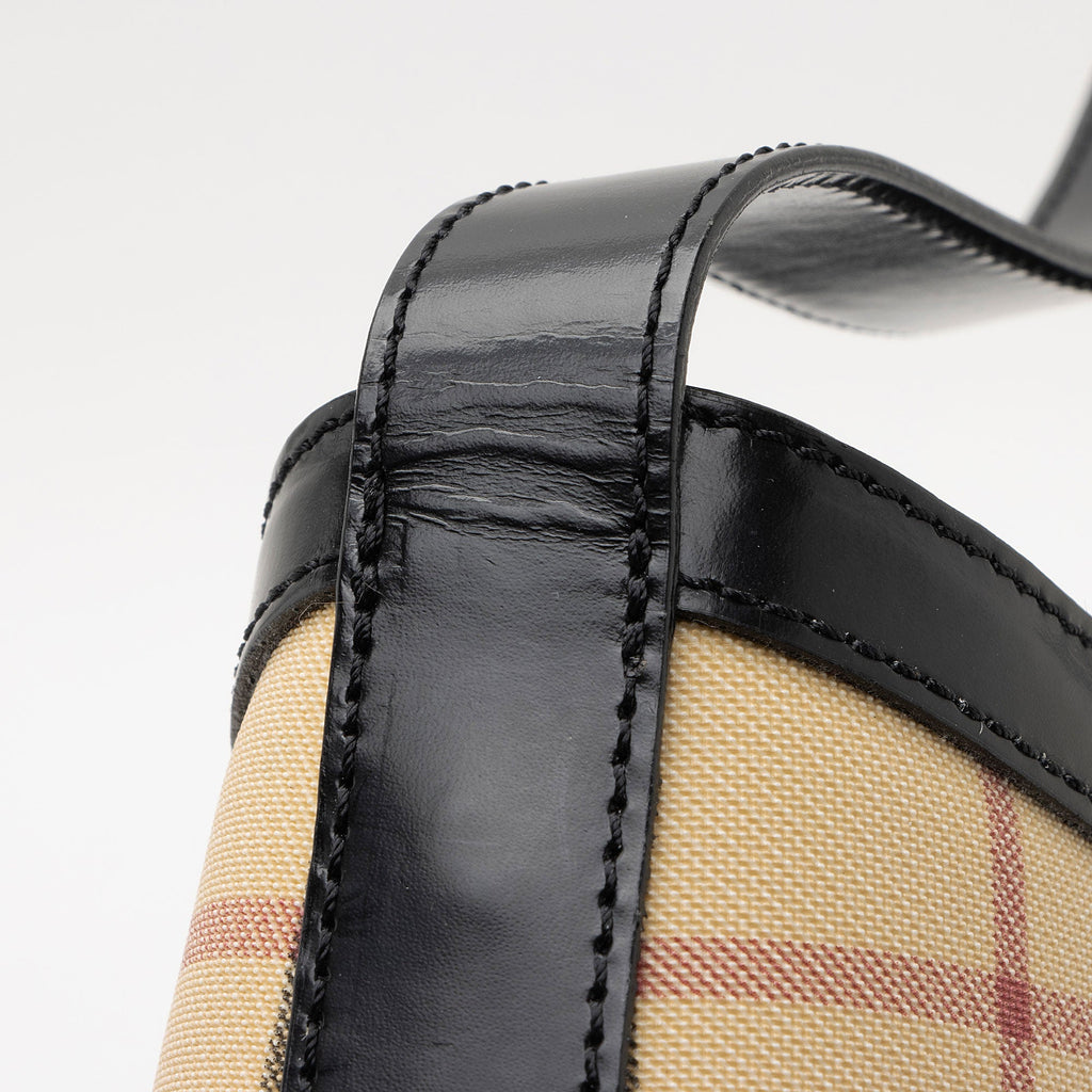 Burberry Vintage Nova Check Heath Shoulder Bag (SHF-Q35TQK)