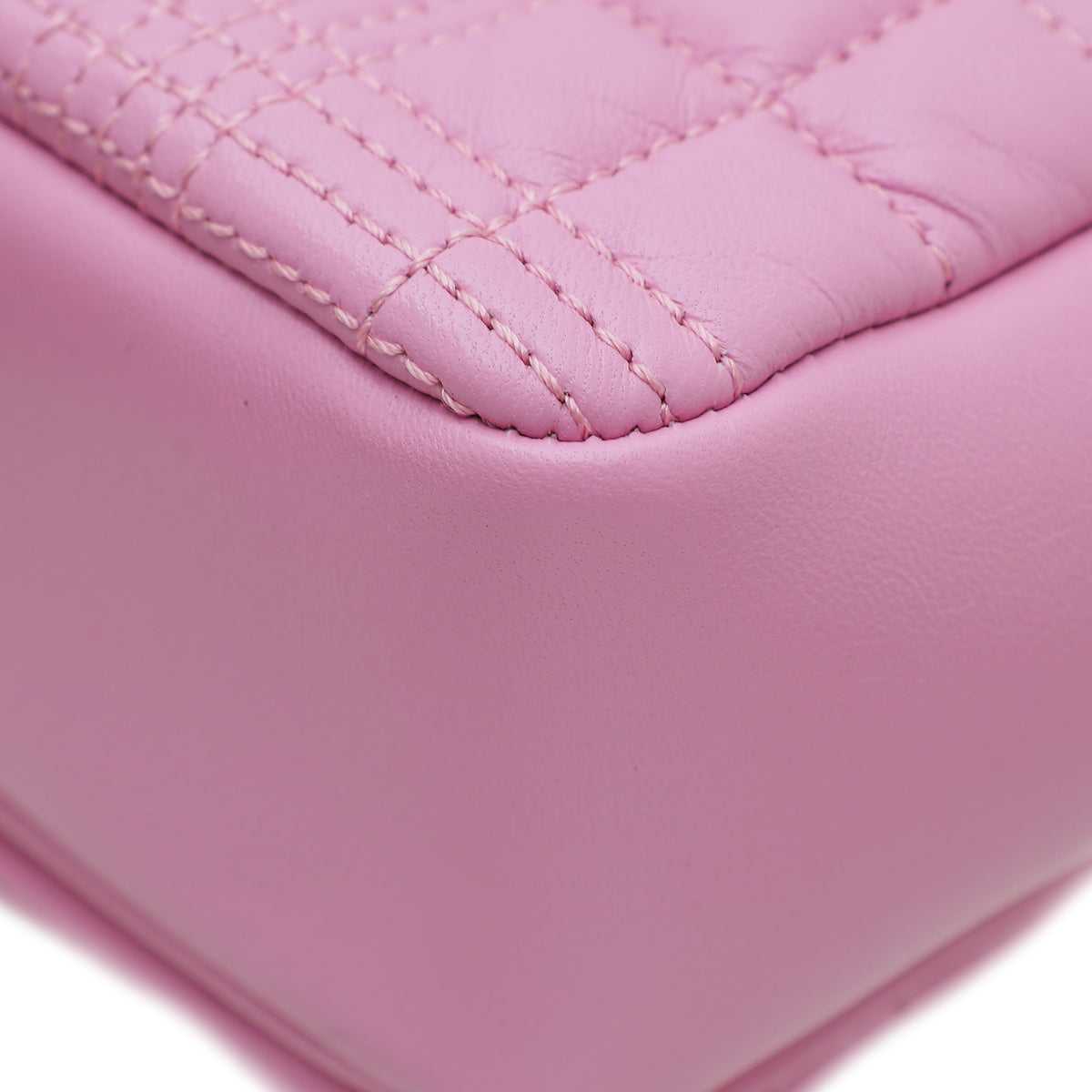 Burberry Primrose Pink Quilted Lola Camera Small Bag